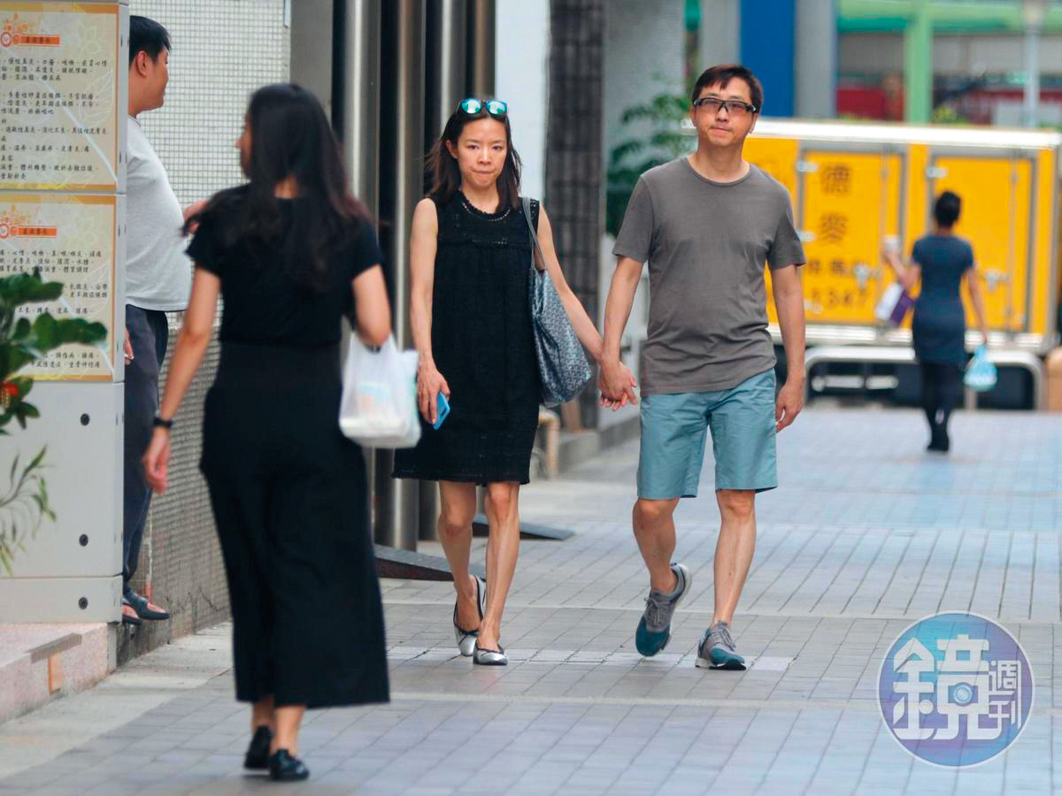 前主播張嘉欣與哈林在2016年結婚後，先後生下一子一女。