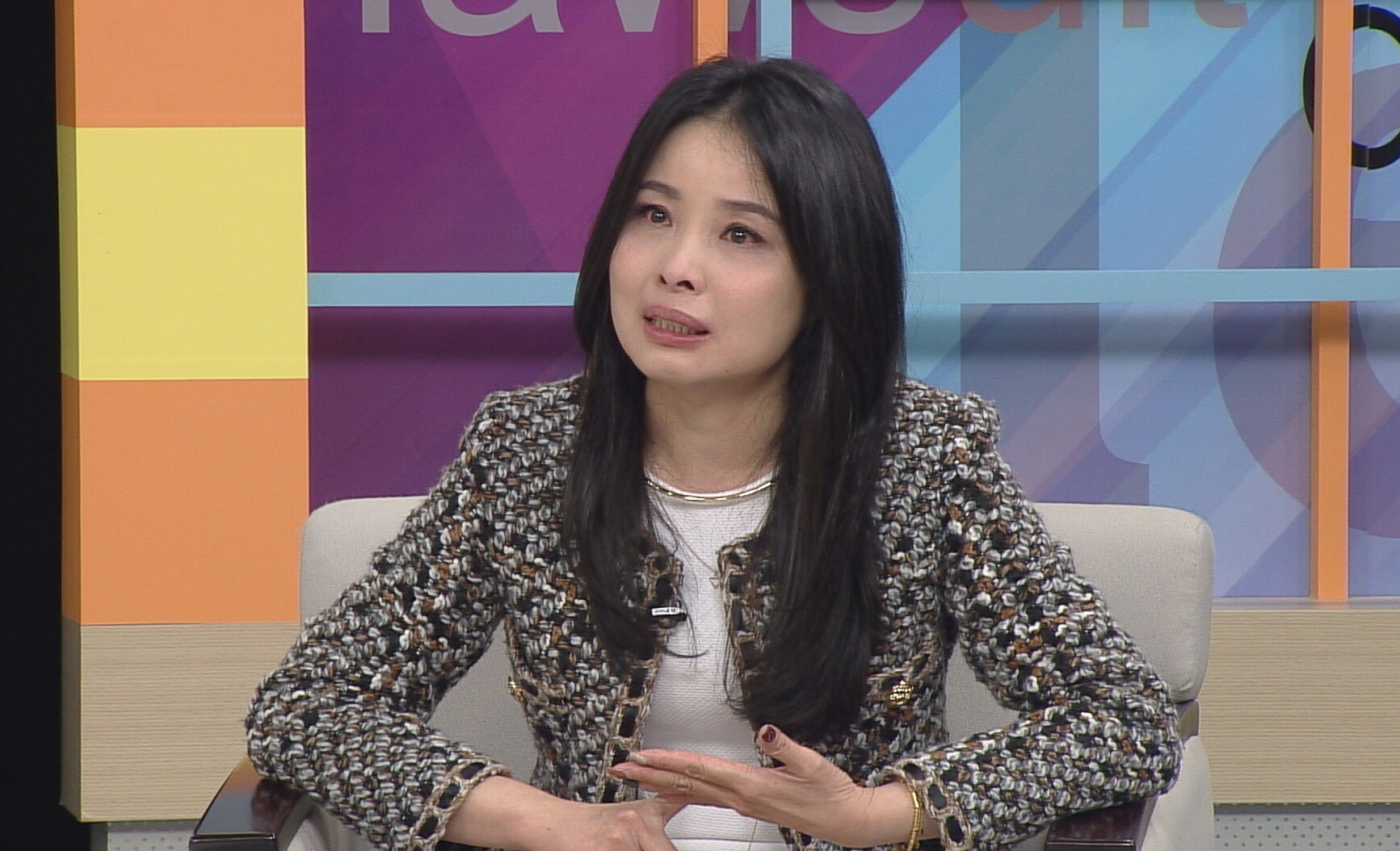 呂文婉提到女兒的貼心當場淚灑攝影棚。（和展影視提供）