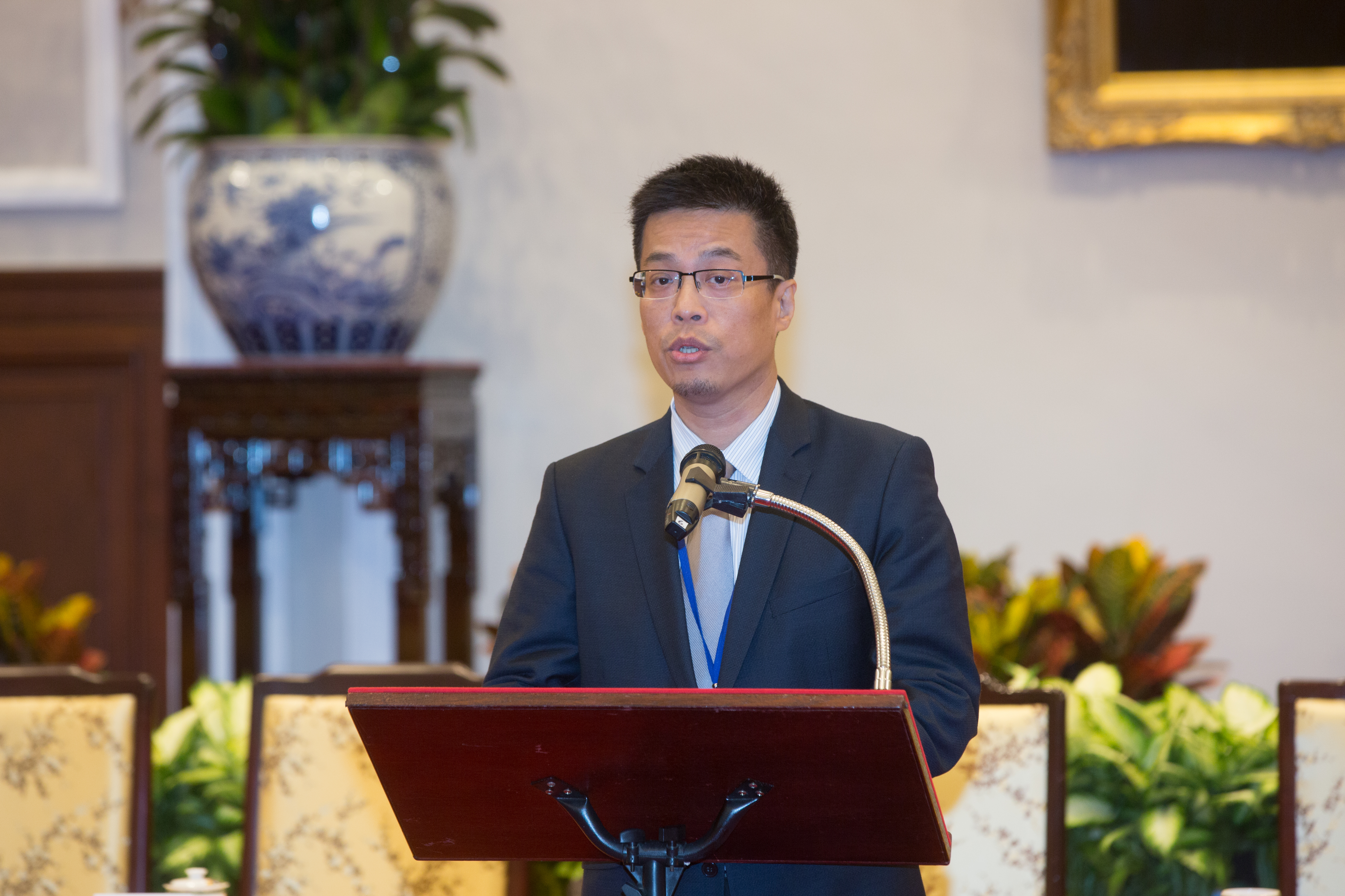 對於共軍相關動態，總統府發言人黃重諺晚間表示，國防部等單位均完整掌握。