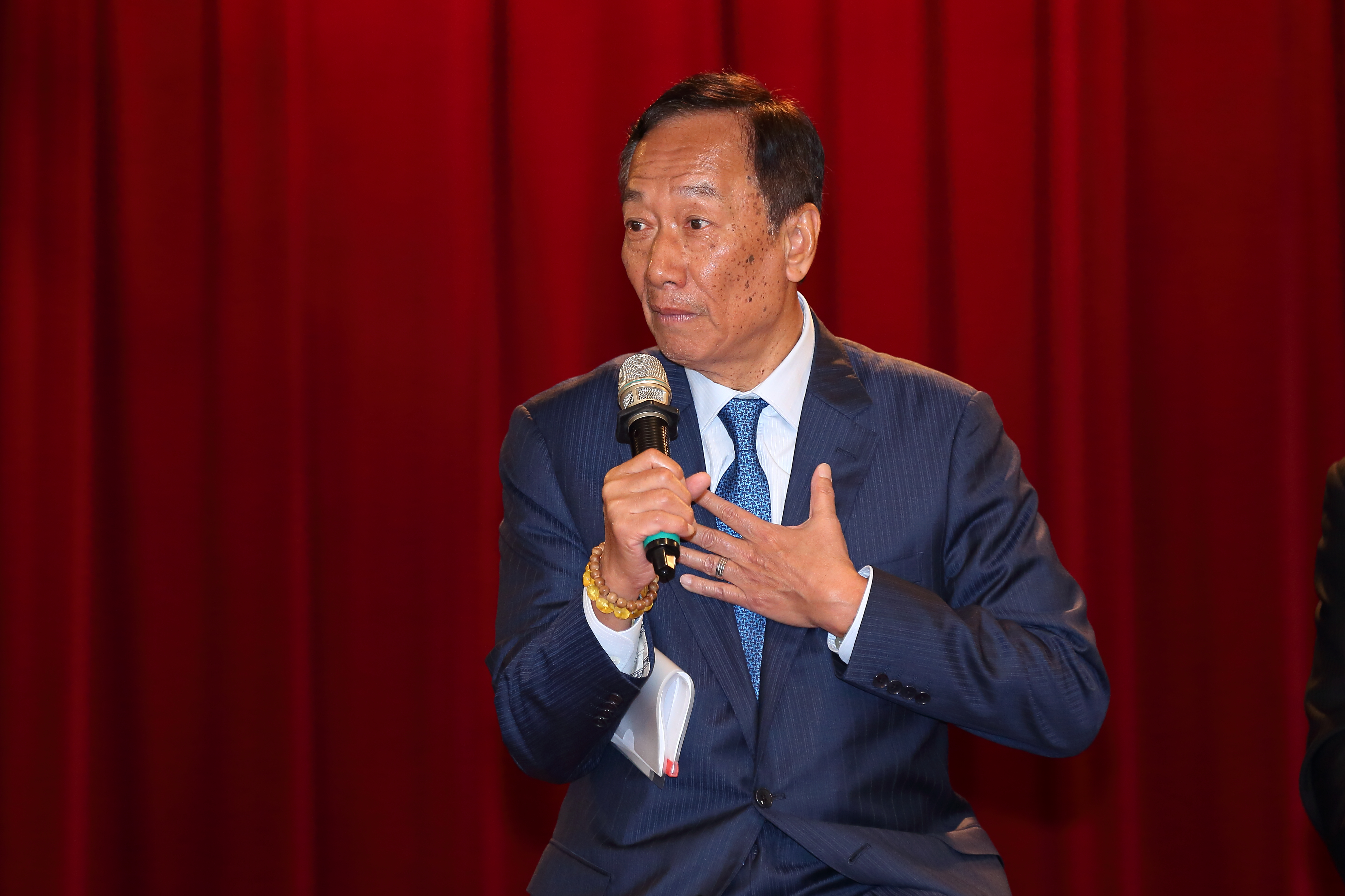 郭台銘鬆口有意參加國民黨總統初選，黨員身分羅生門。（本刊資料照）