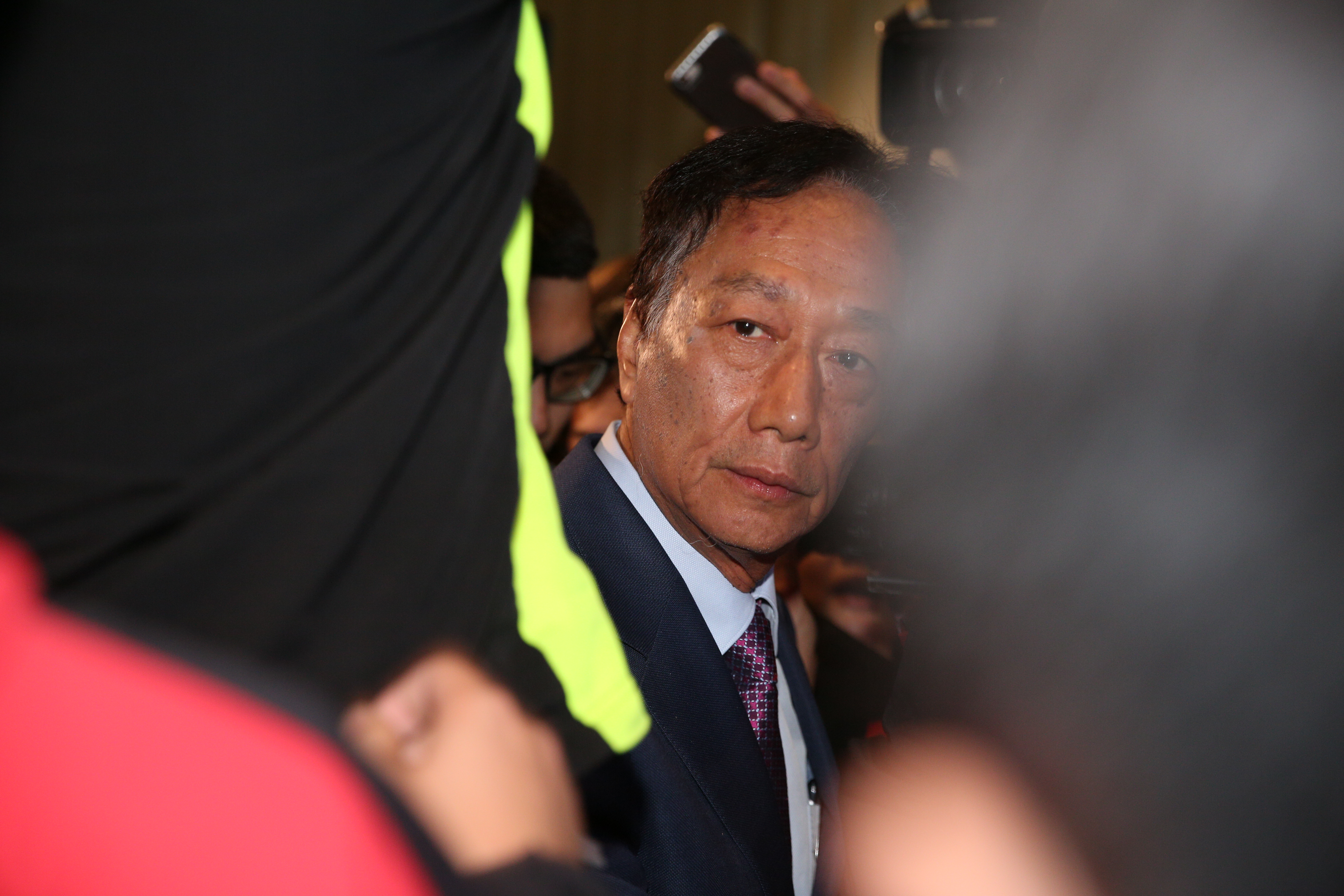 鴻海董事長郭台銘鬆口考慮參選2020總統大選，企業有人支持，有人態度保留。
