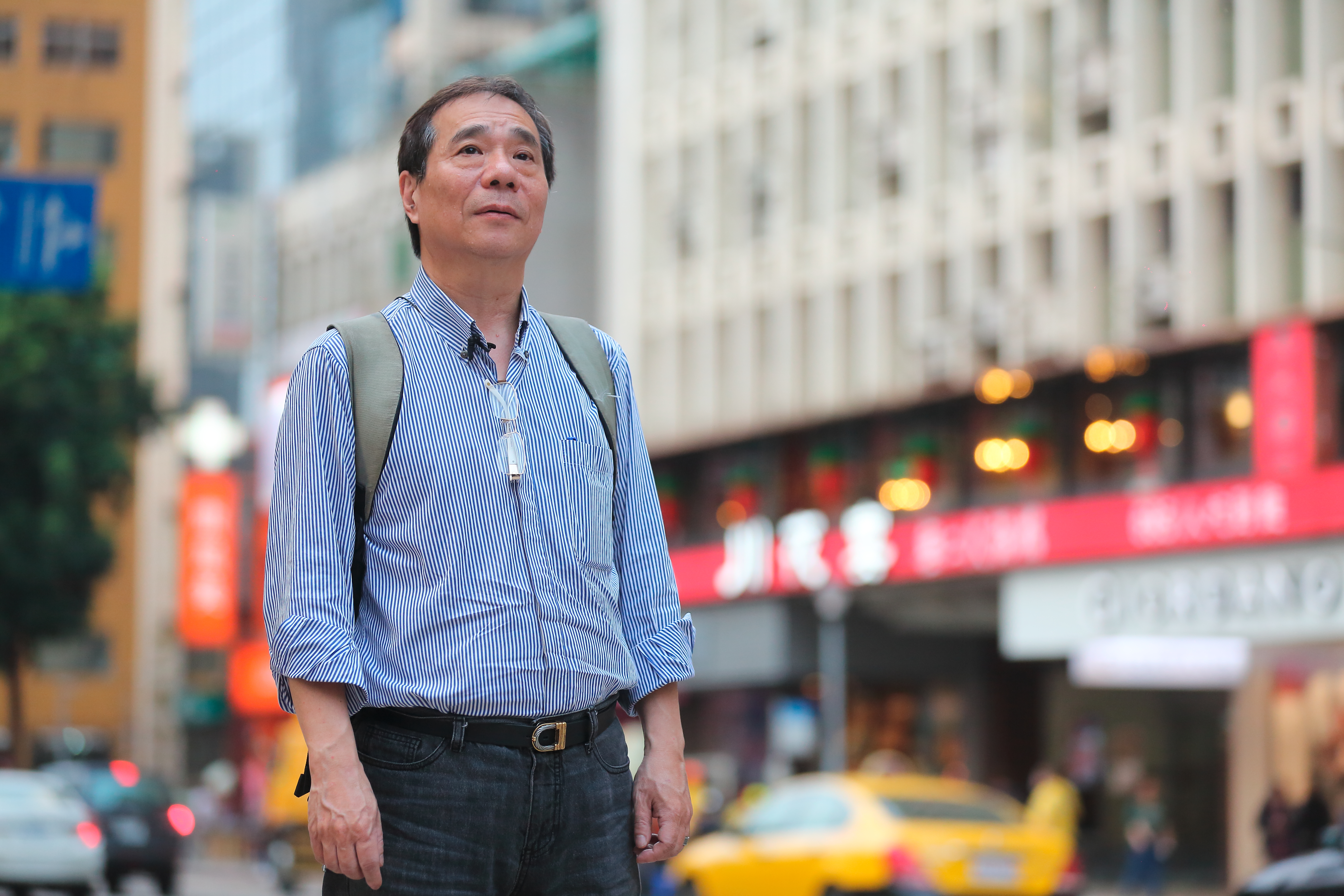 張永華曾擁有兩家麻辣鍋店及四間麵店，還研發乾拌麵販售，卻在事業最顛峰時婚變，跌入谷底。還把一生心血讓給前妻。