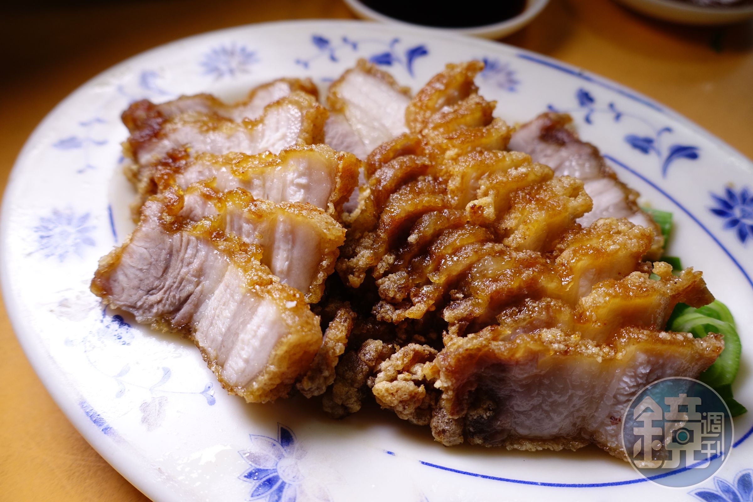 限量是殘酷的，酥脆不油的「紅燒肉」一現身，請務必要點，錯過可惜。（100元／份）