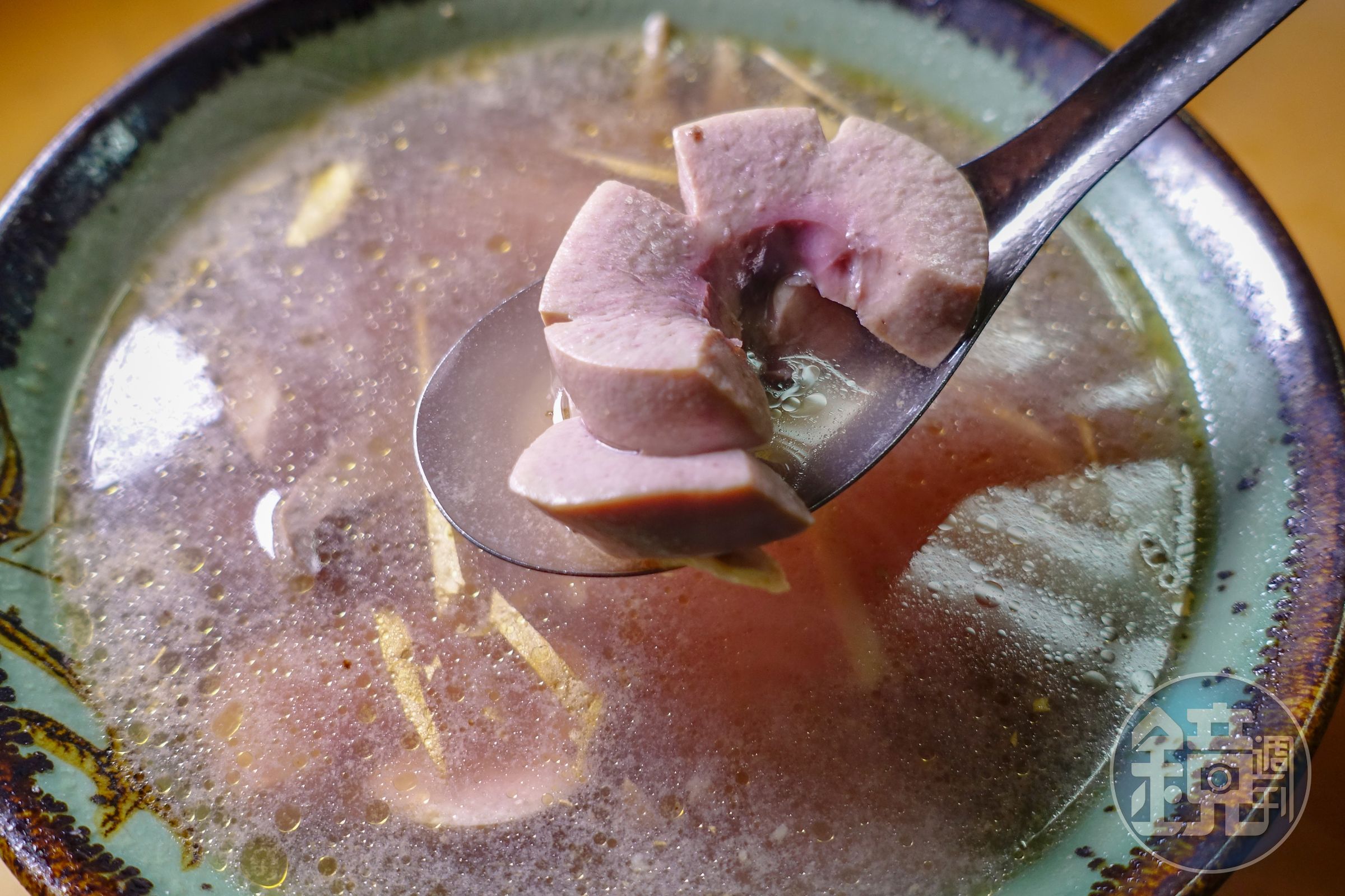 「腰只湯」爽脆無雜味。（120元／碗）