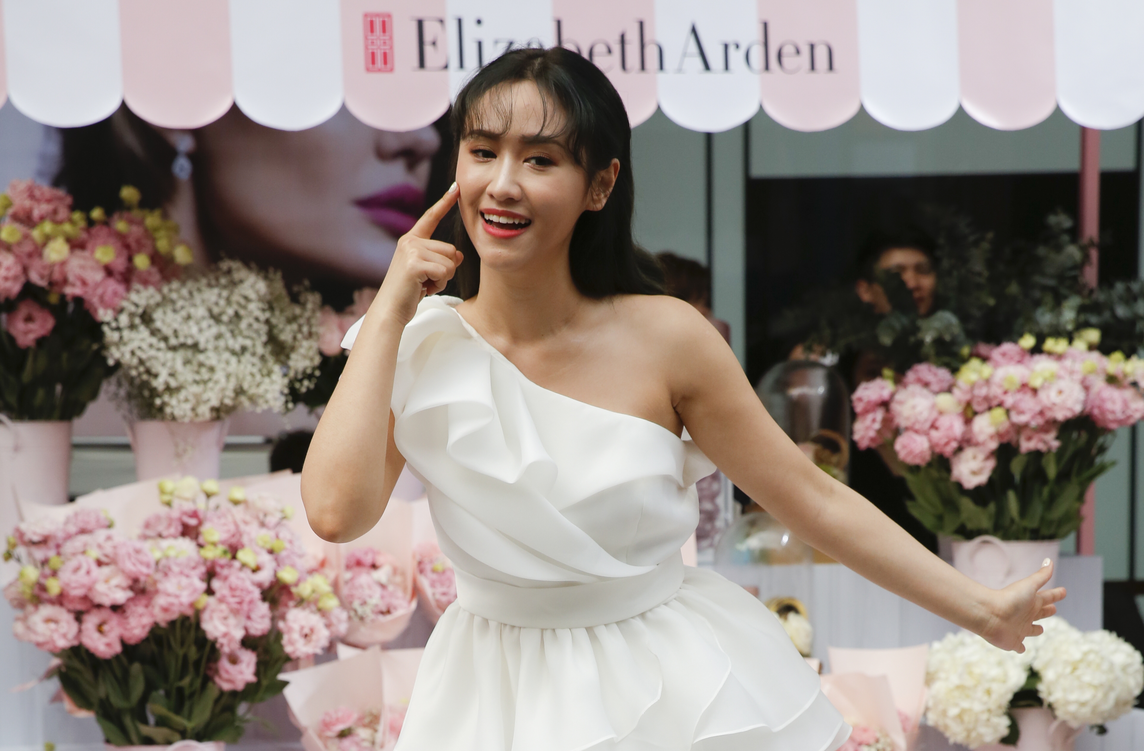 Sandy透露自己從20出頭就開始使用伊麗莎白雅頓產品。