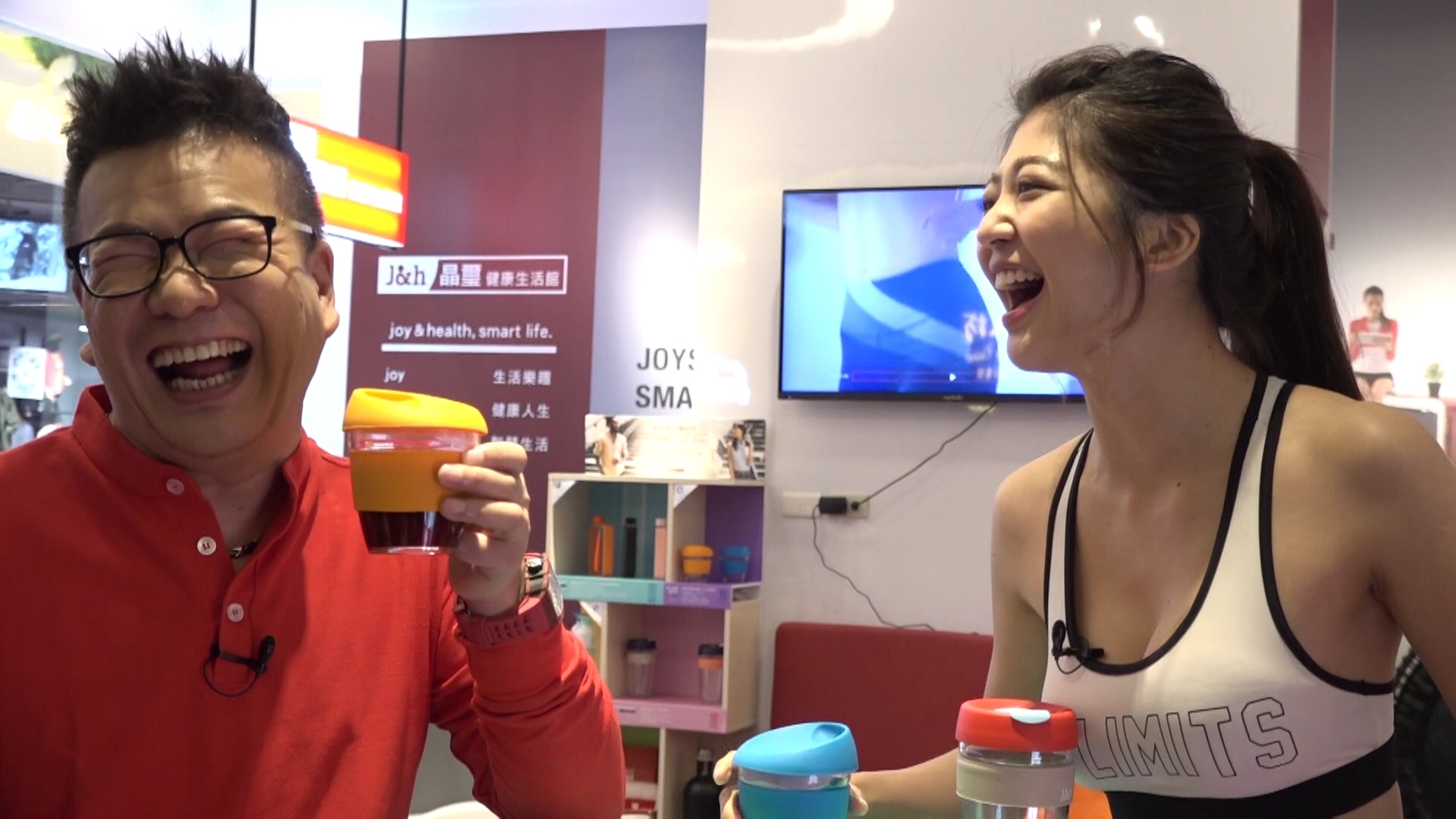 沈玉琳在網路節目諷刺潘若迪、郭彥均用增高墊。（東森提供）