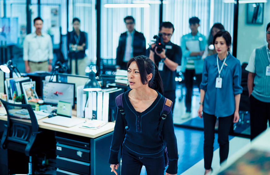 在《我們與惡的距離》裡,陳妤扮演殺人犯的妹妹李大芝。(公視提供)
