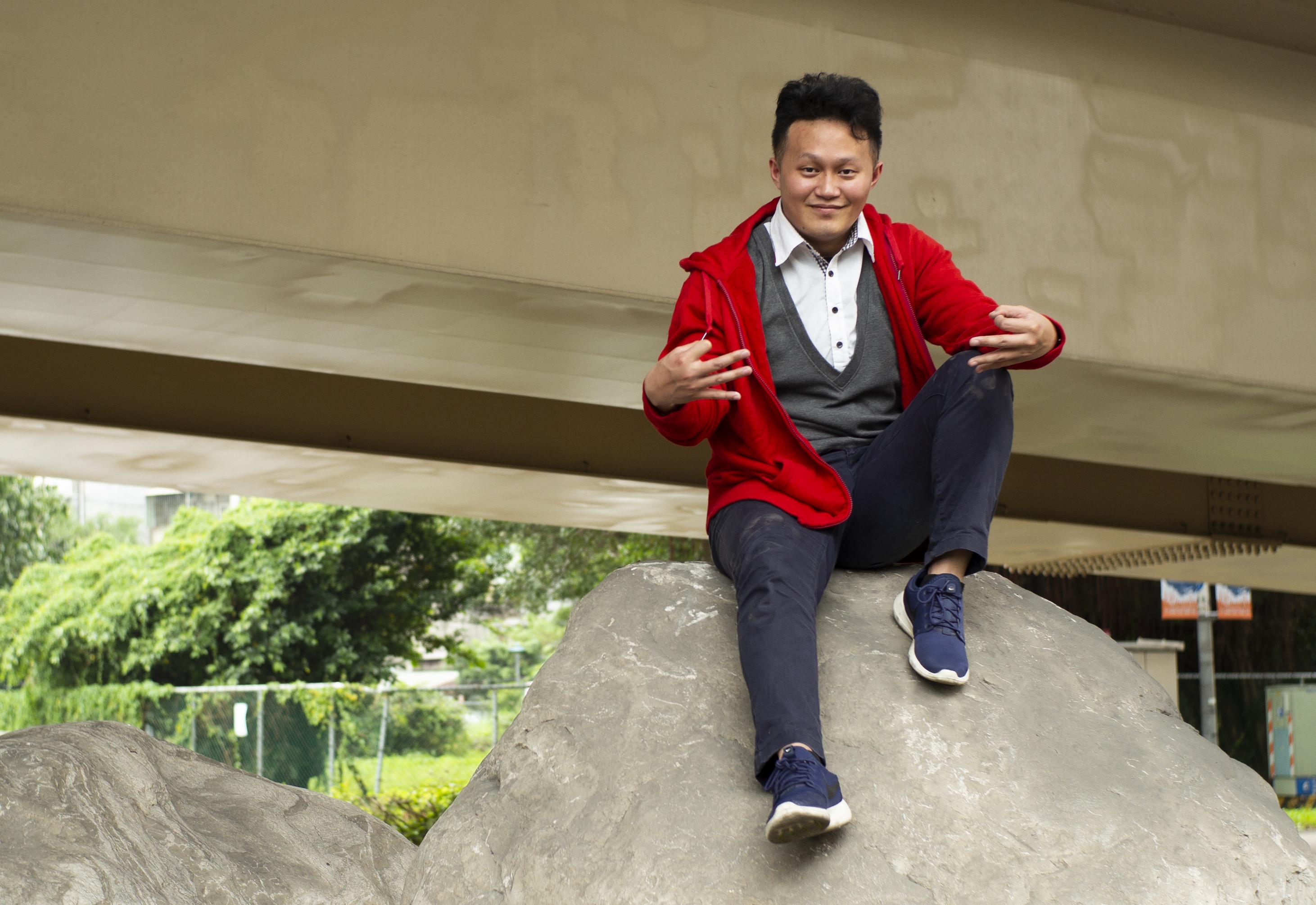 張翊到日本參加AV拍攝，並打算日後往這個行業發展。