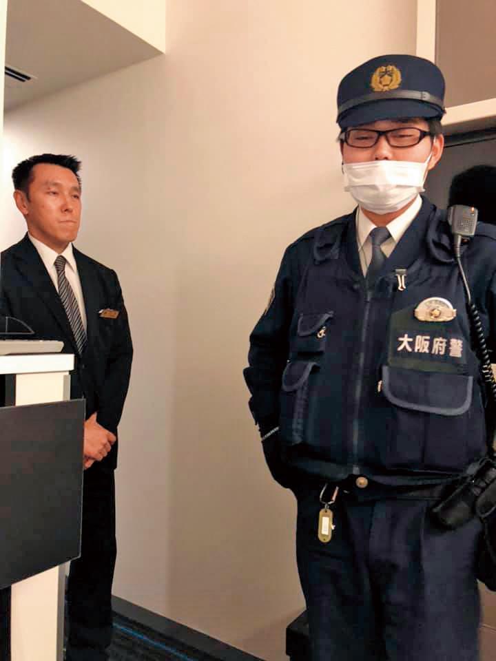 日本警方在3月6日到寶靈住的日航酒店,要求她立即離境。(翻攝寶靈魔法學院臉書)