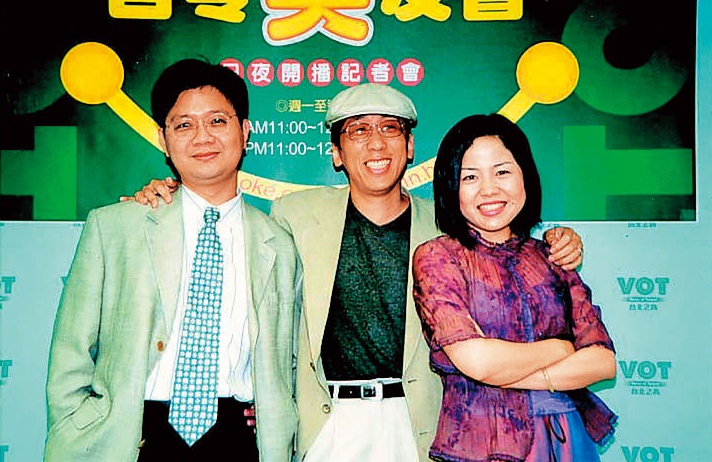 苦苓（中）是90年代暢銷作家，轉戰電視圈成績斐然，年收千萬元，左為侯文詠，右是于美人。（聯合知識庫）