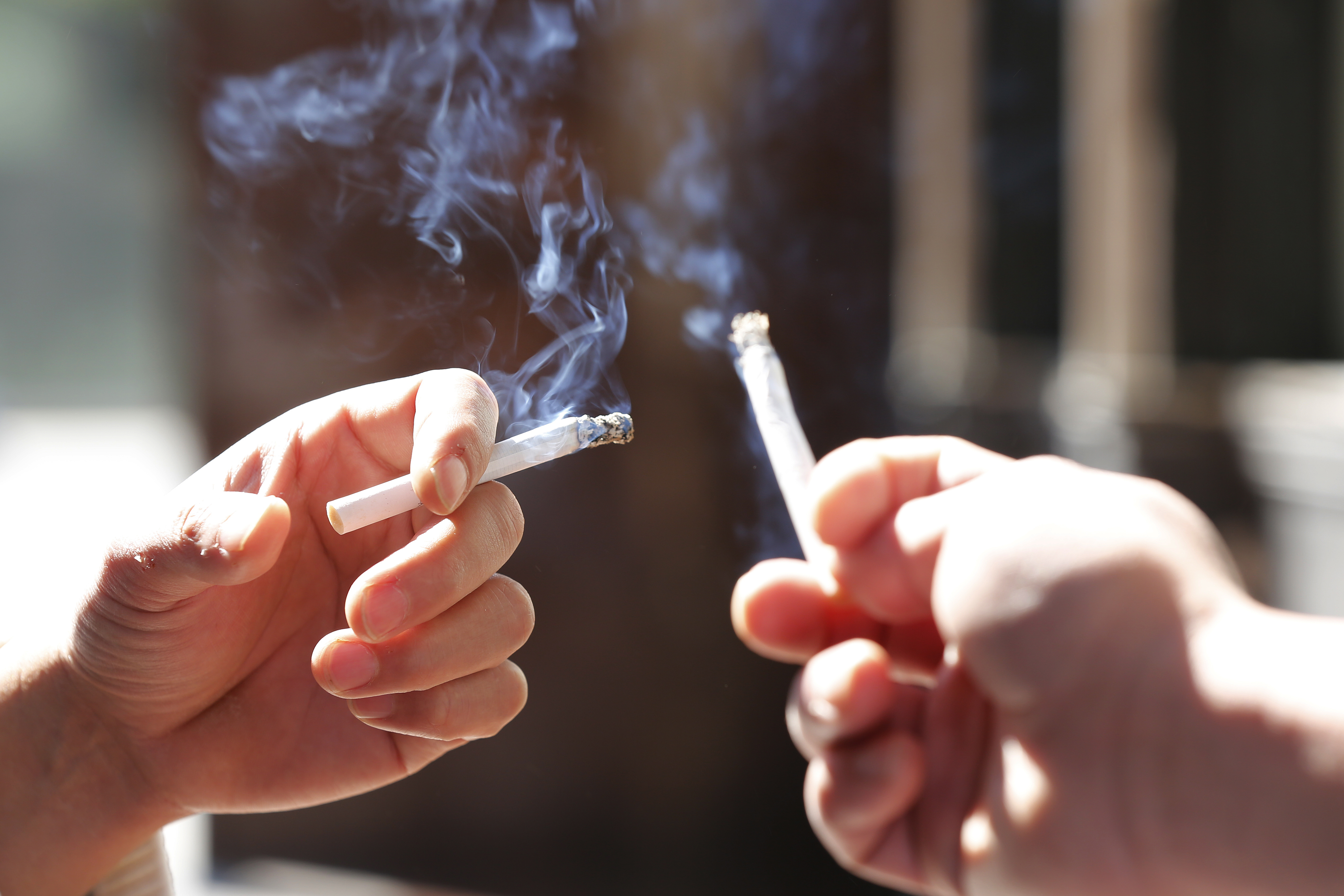 新北市即日起超商及咖啡店騎樓全面禁菸，9月1日起開罰，最高可罰1萬元。