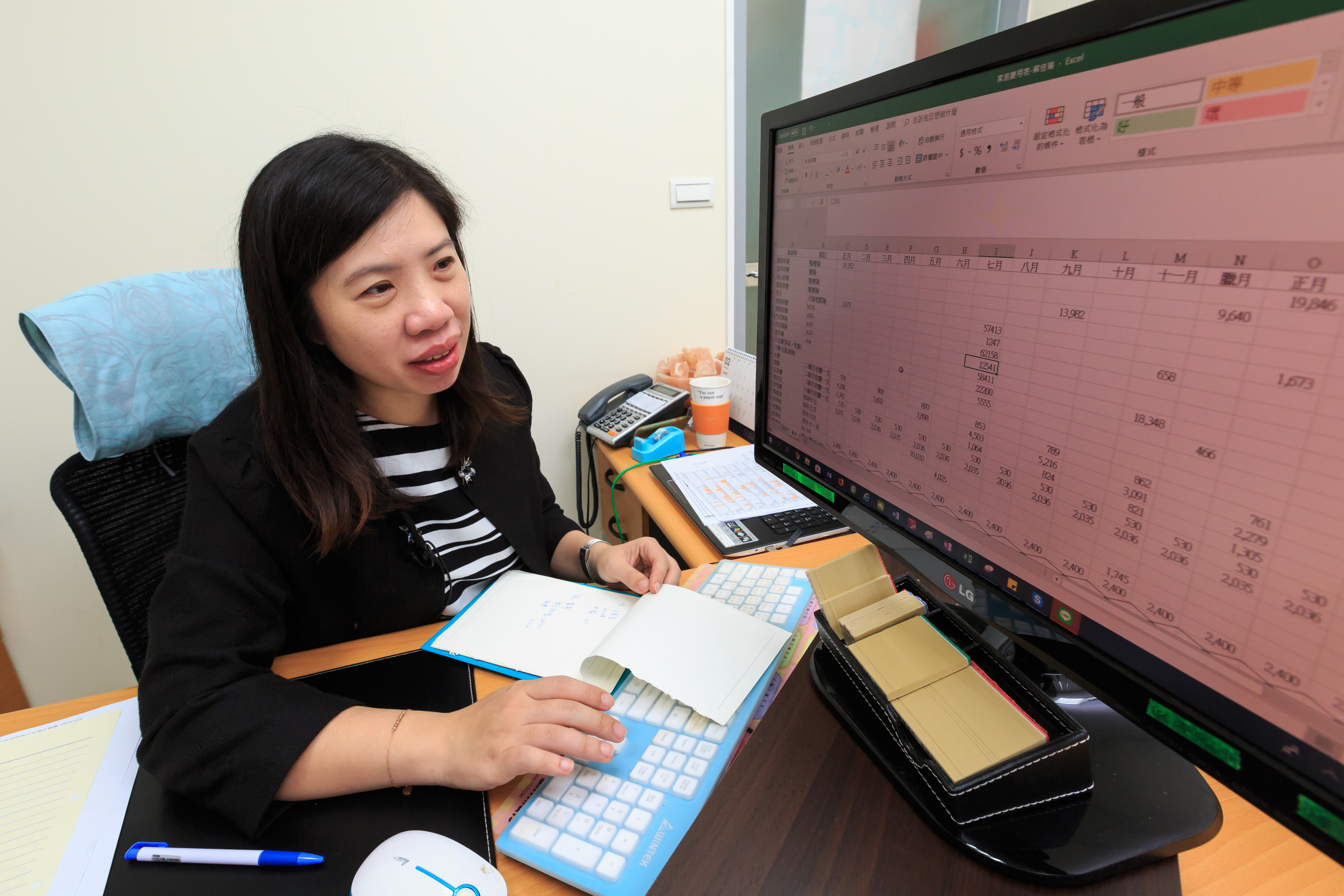 早在App軟體還不普及前，蔡佳瑜就養成用Excel記帳的好習慣。