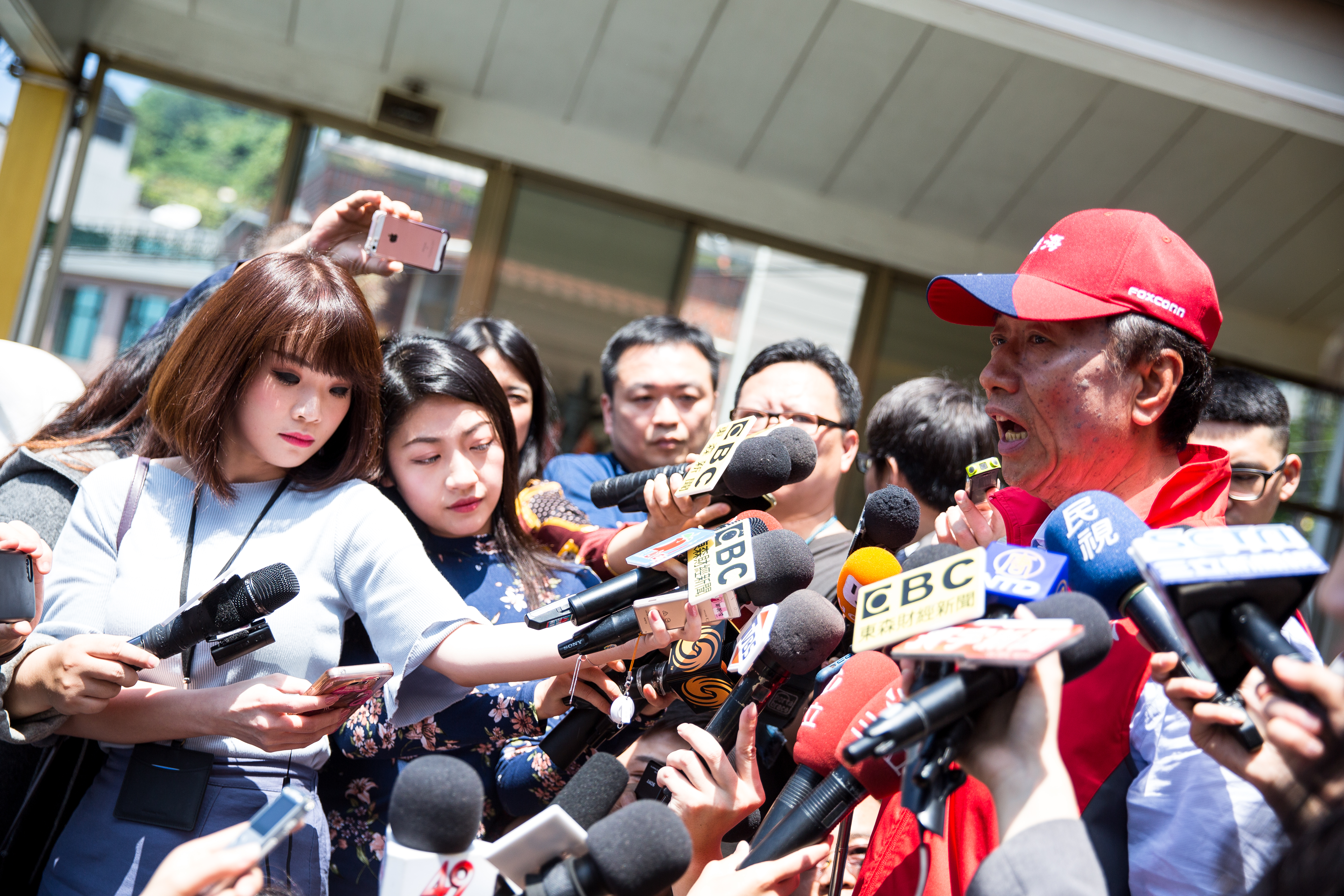 郭董今（25日）接受電視媒體訪問，自爆太太曾馨瑩已經離家出走一個禮拜。（本刊資料照）