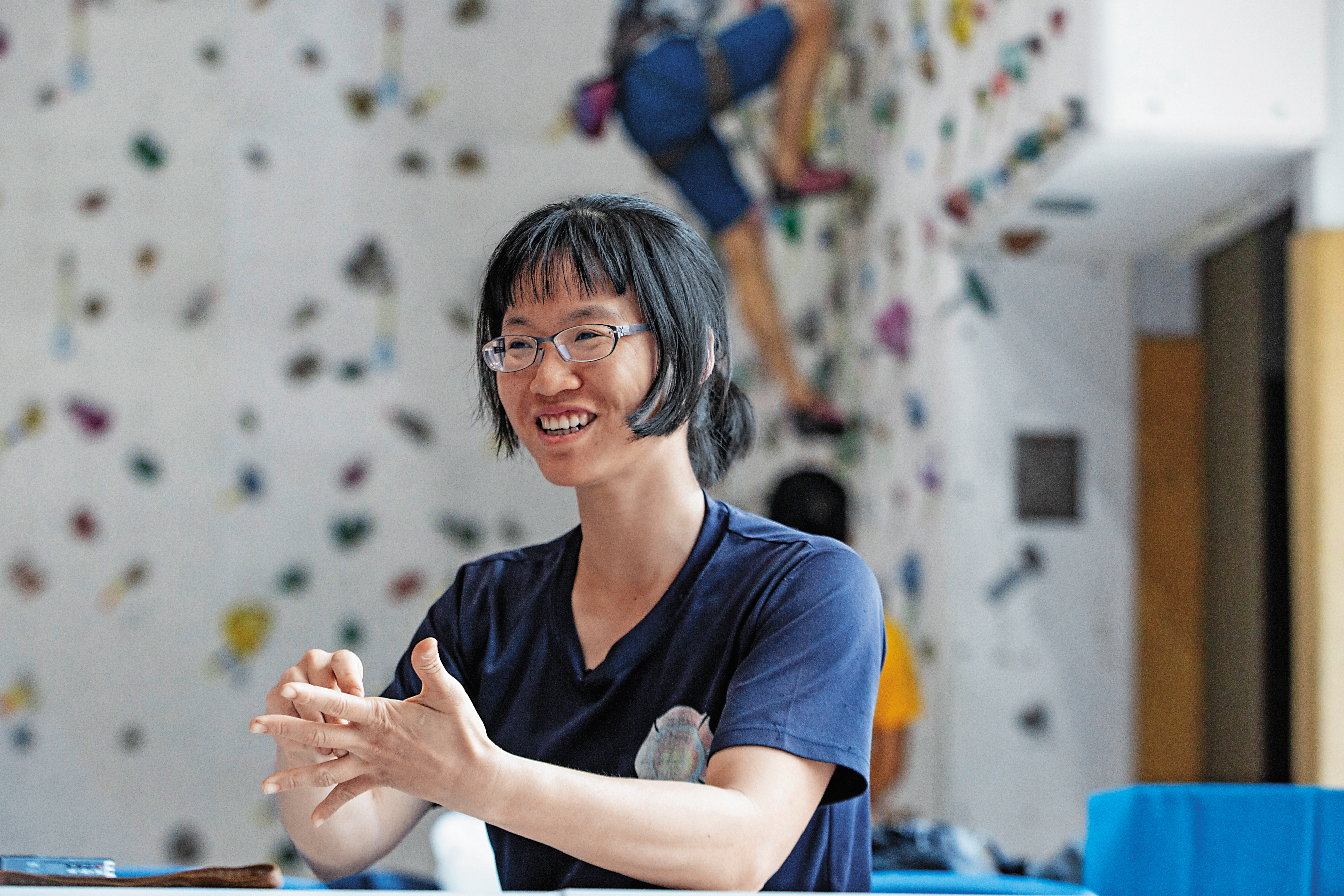 陳雅得天生懼高，到了3公尺以上就會害怕。她說：「我不怕的方法就是專心。」因此會在地面設定好明確的目標、技術或路線。