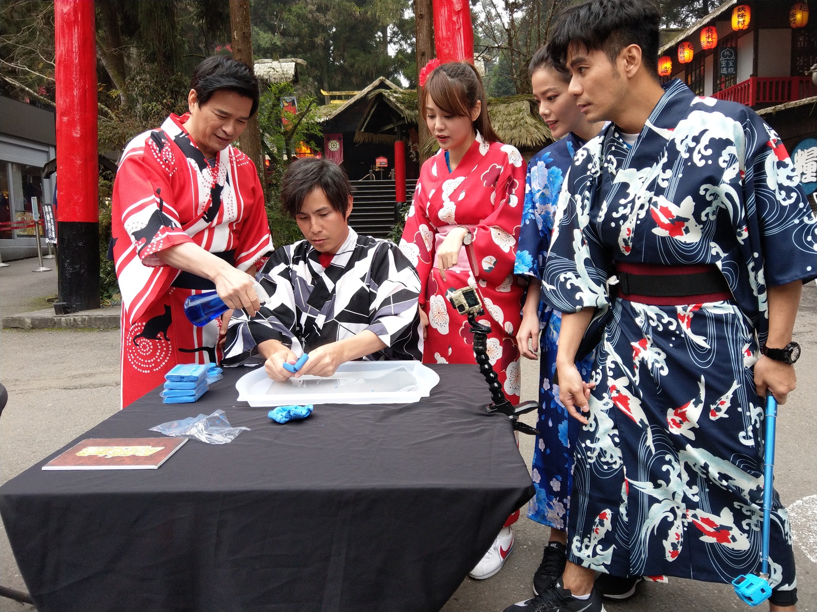 《飢餓遊戲》到南投妖怪村闖關，李興文覺得裡頭多釆多姿、五花八門，很適合帶全家旅遊。（中視提供）