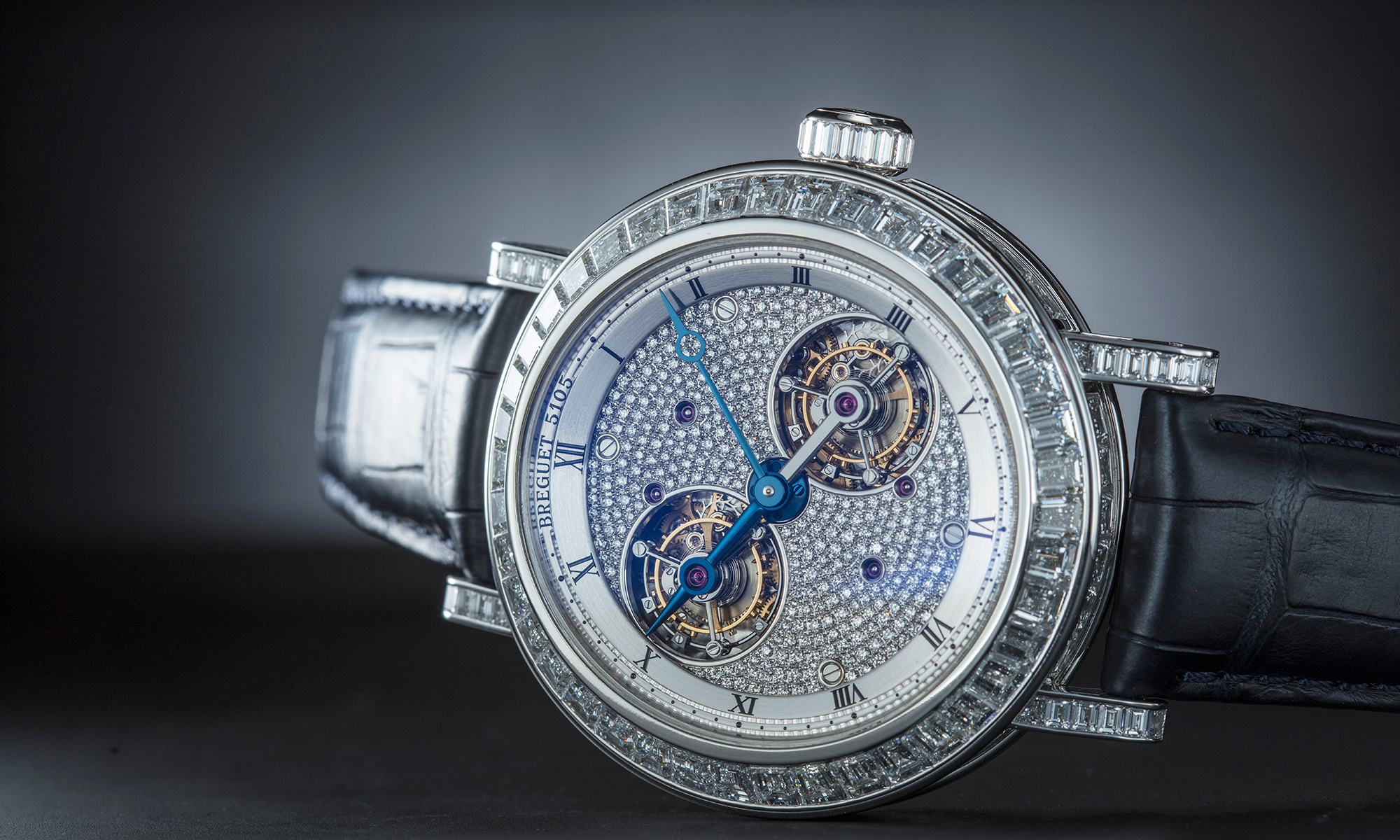 這次針對寶璣與寶鴻堂的全新合作，寶璣特別從瑞士把頂級複雜錶款5349請到台灣，讓人一飽眼福！