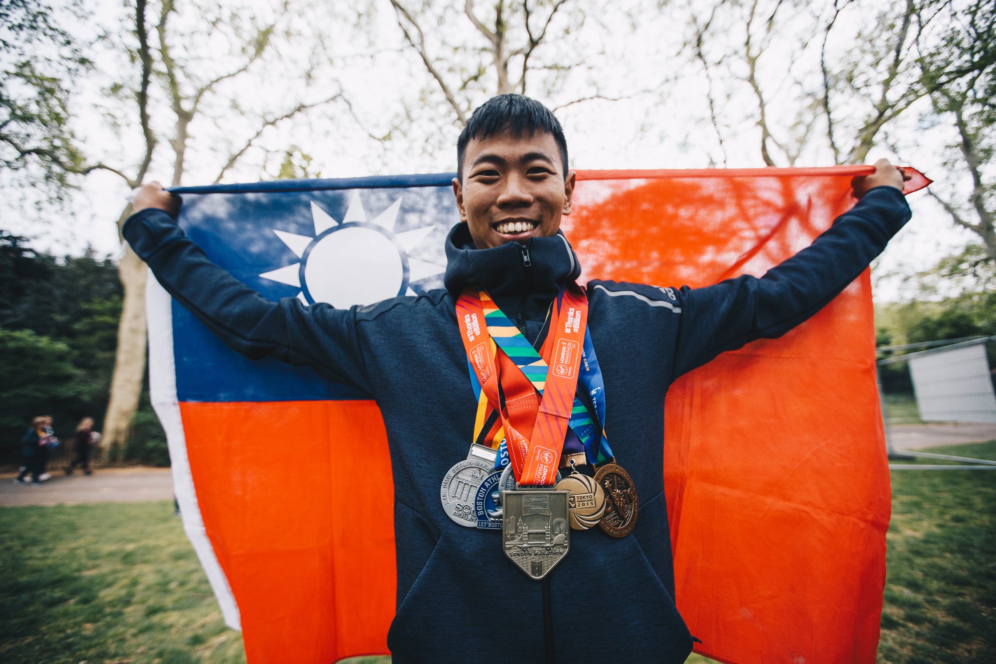 27歲的軍官葛芃欣征服世界6大馬拉松，是國軍第一人。（擷自國防部發言人臉書）