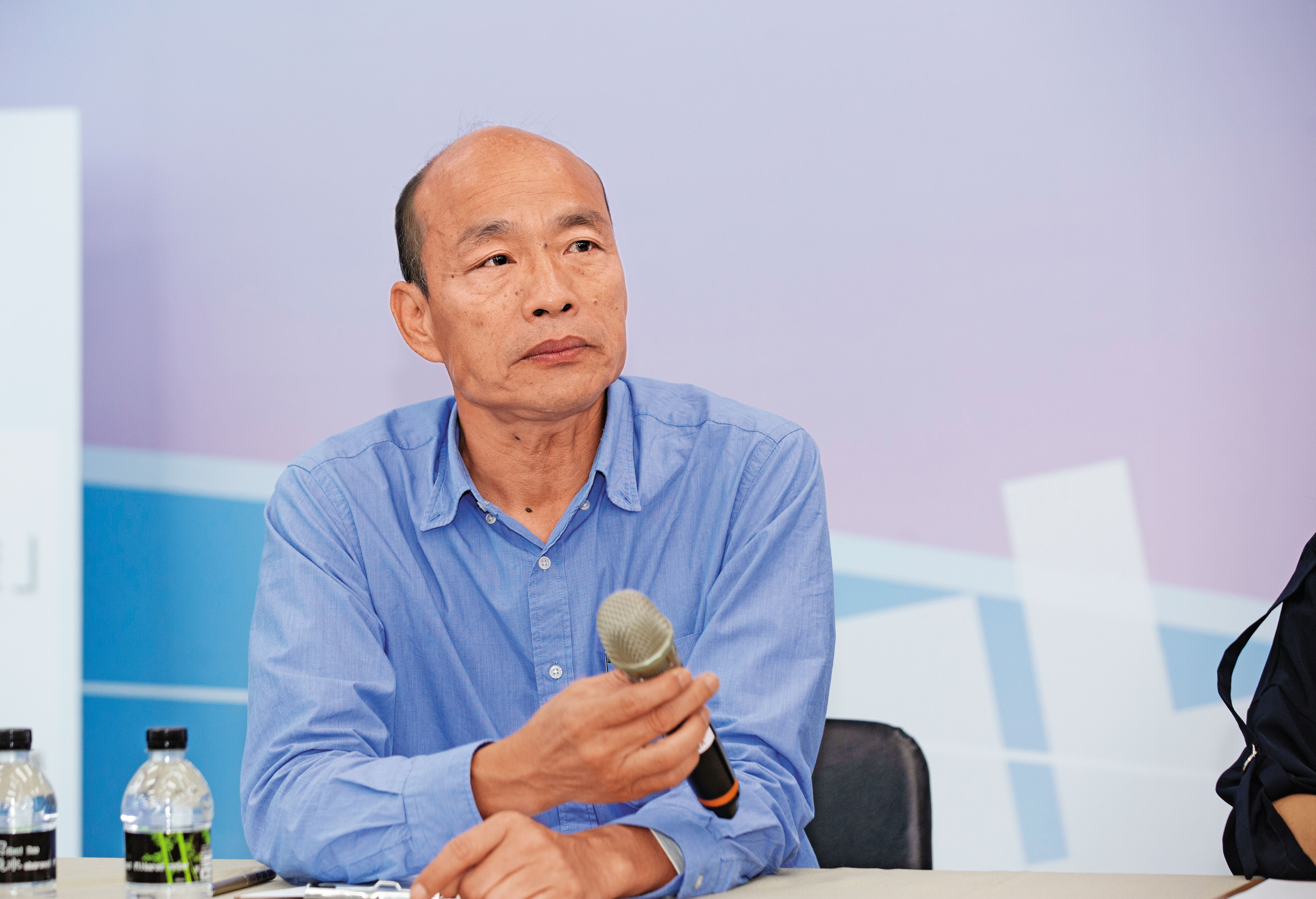 韓國瑜發表聲明，怒轟「政治權貴密室協商」之後，與國民黨黨中央算是撕破了臉。