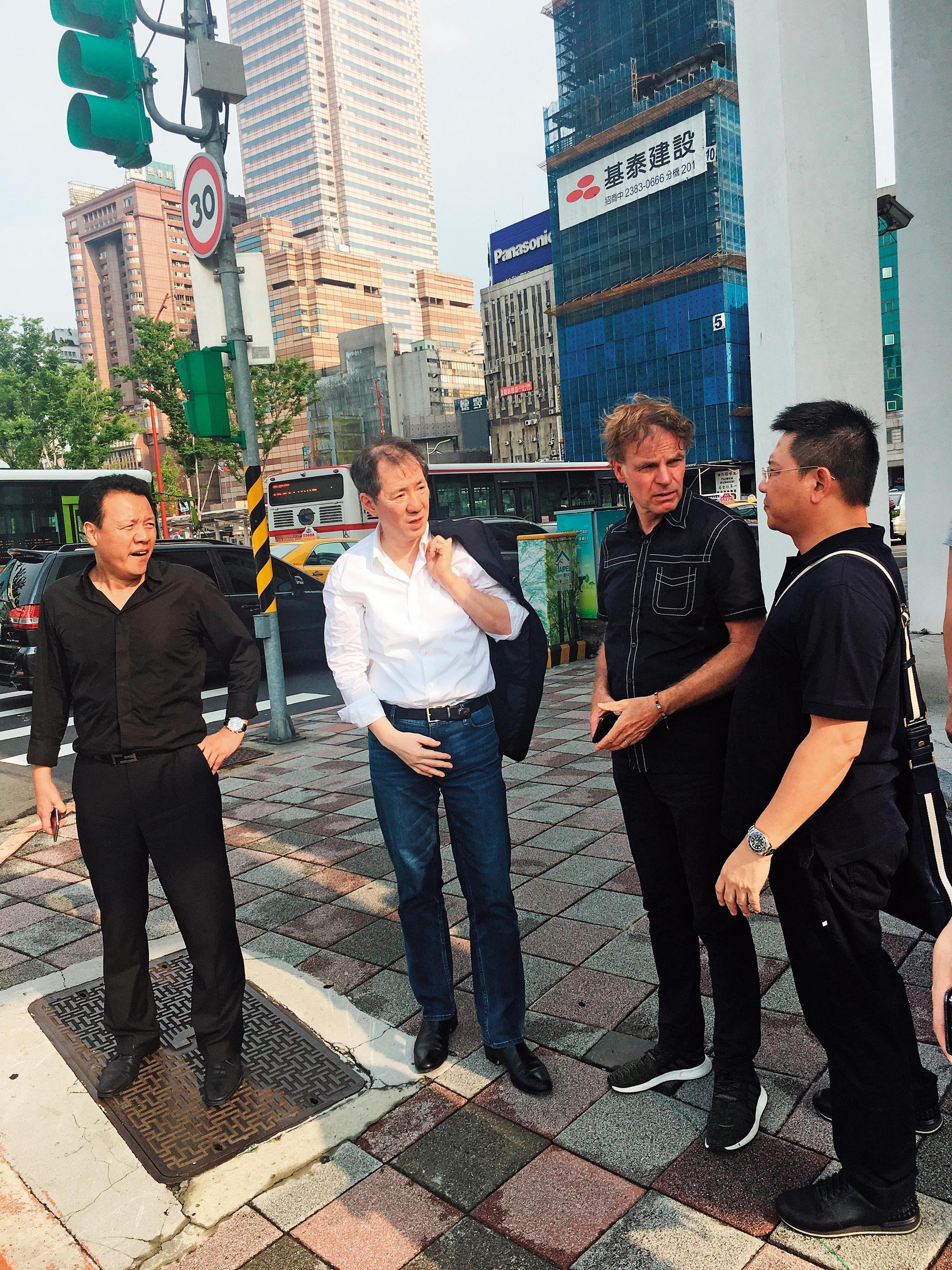 于品海為雙子星案每月至少來台1次,曾數次至台北車站進行場勘。(南海控股提供)