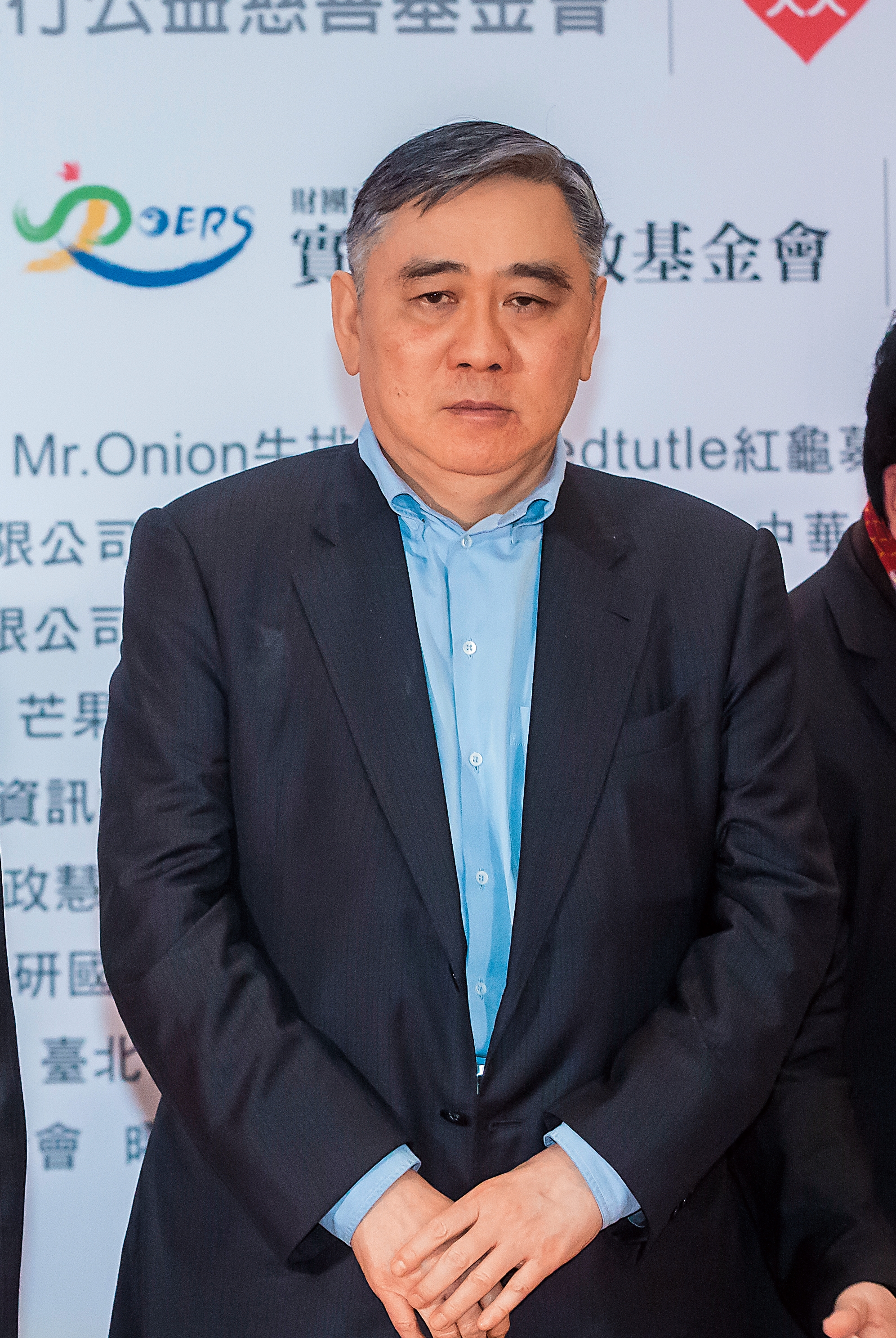 王文洋除了自己爭產一事，還要煩心王泉仁的二度婚姻失敗。傳出王文洋為此痛罵王泉仁。