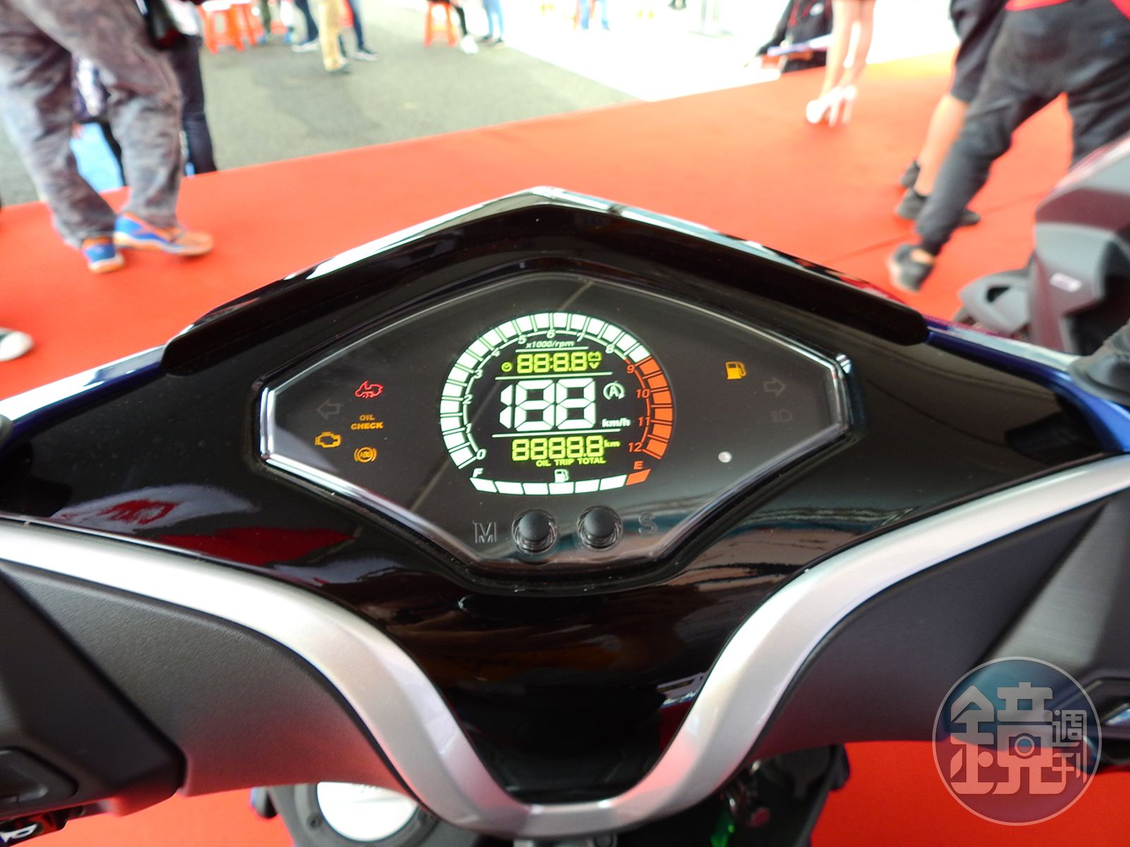 相見大鵬灣】SYM三陽FNX x JET王見王新車發表會暨車友大會師- 鏡週刊Mirror Media