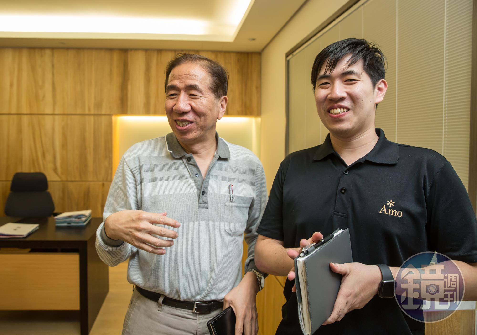 長子周星佑（右）台大農化系畢業後也加入阿默團隊，負責倉儲物流端。