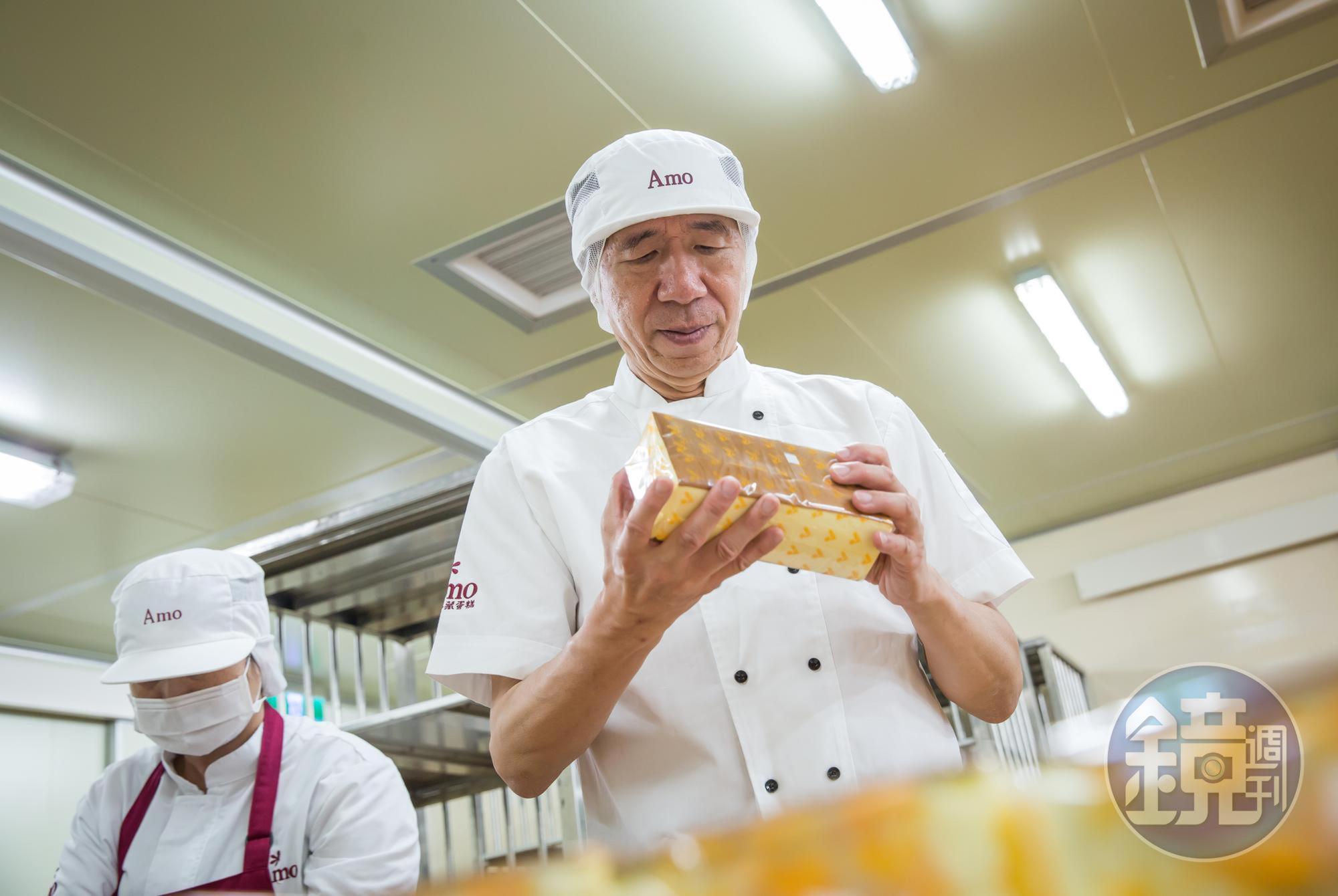 周正訓開店創業原本只想賣一款乳酪蛋糕，他笑說，許多創新產品都是被客人逼出來的。