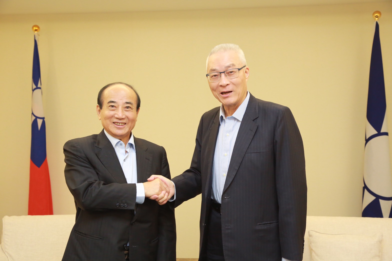 「吳王會」約上午9時30分開始,進行50分鐘,全程不開放。(國民黨提供)