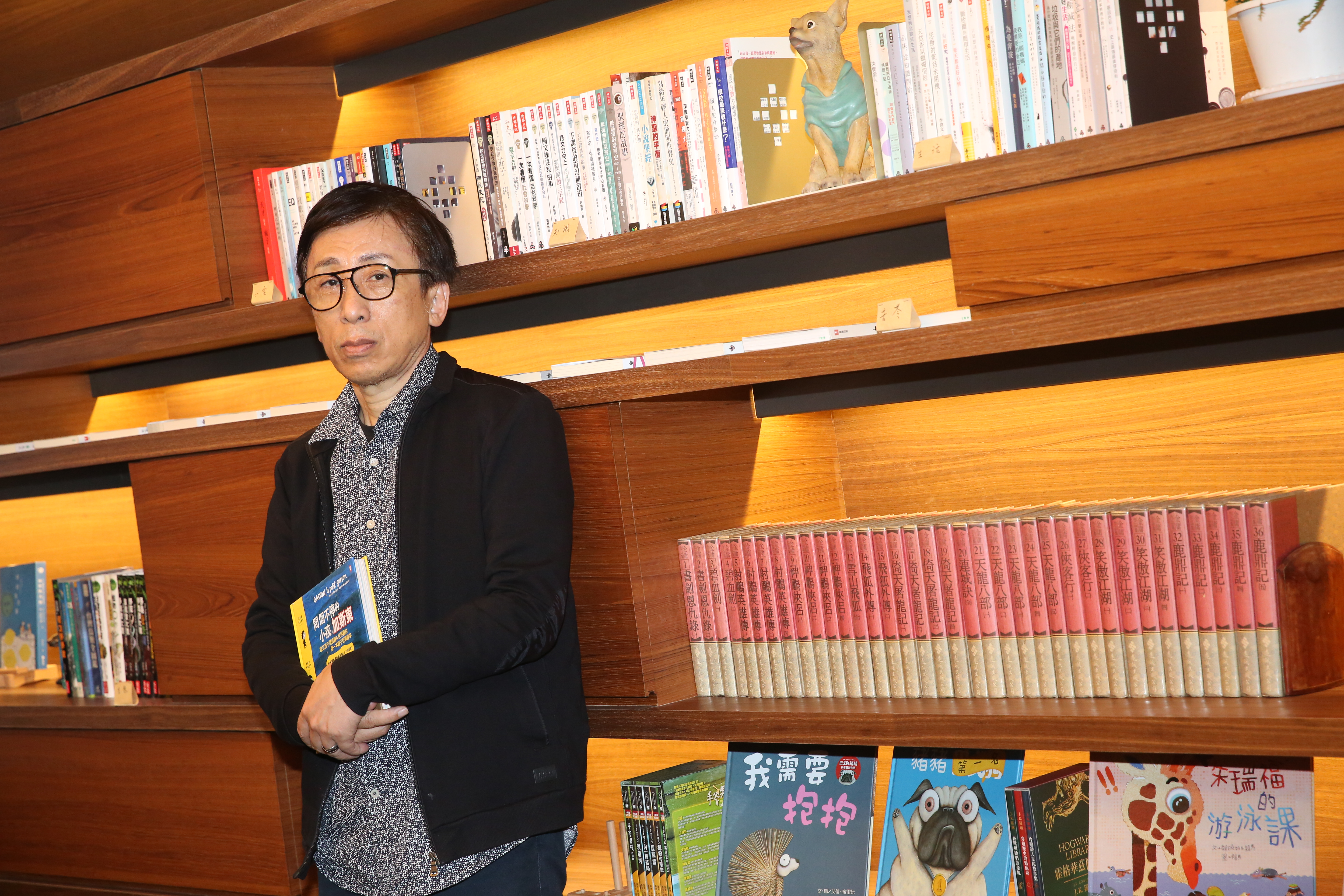 苦苓說天下最不公平的，就是父母了。 