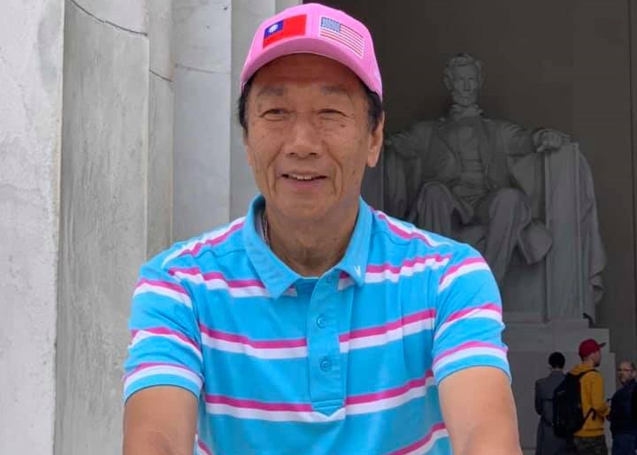 郭董赴美會見川普引發各界關注，會面前他再次逛了華盛頓紀念碑和林肯紀念館。（翻攝自郭台銘臉書）