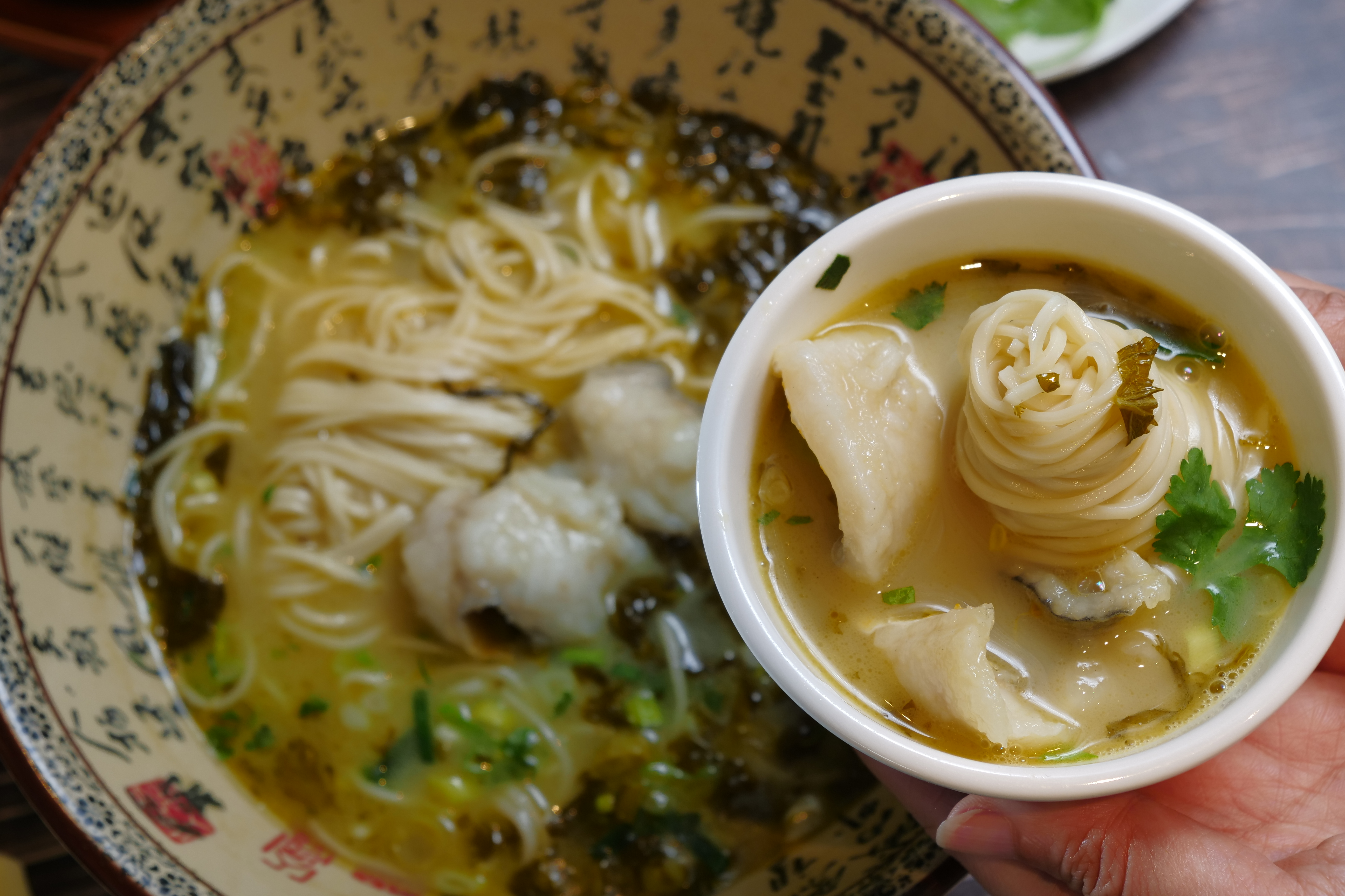 「招牌雪菜黃魚麵」湯頭鮮濃、魚肉鮮嫰。（368元／份）