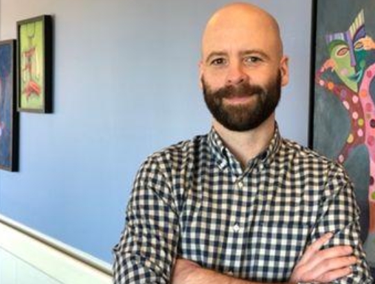 Julien Marcadier發現首例人體內缺乏運輸維生素D結合蛋白的病例。（來源：Kelly Johnston）