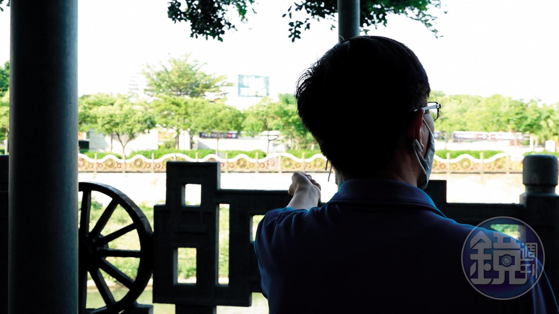 澎湖醫院另名前總務主任表示,院長處事偏頗,自己也因壓力過大,罹患甲狀腺癌4期。