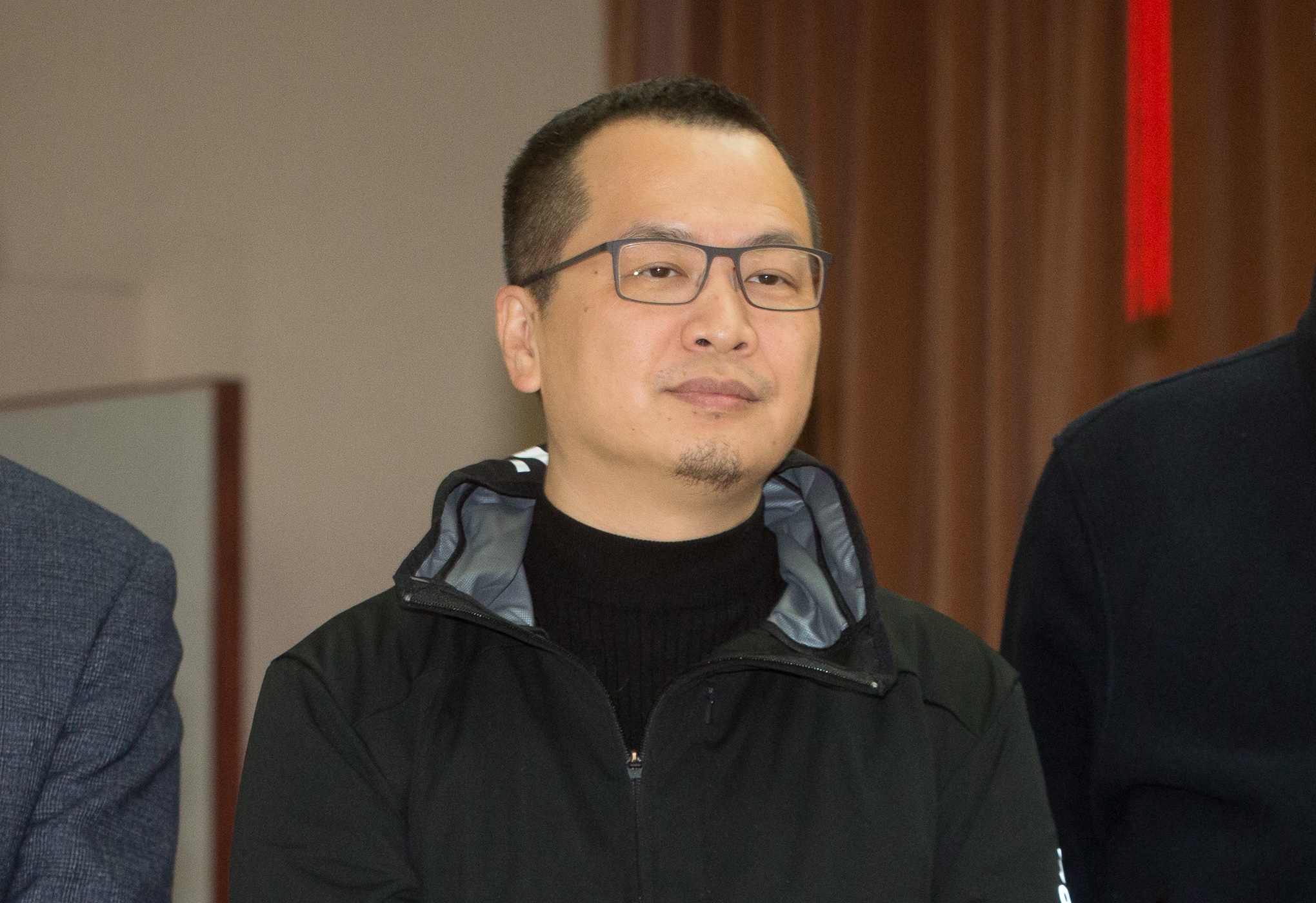 台北市議員羅智強直指有綠營網軍收錢假扮韓粉。