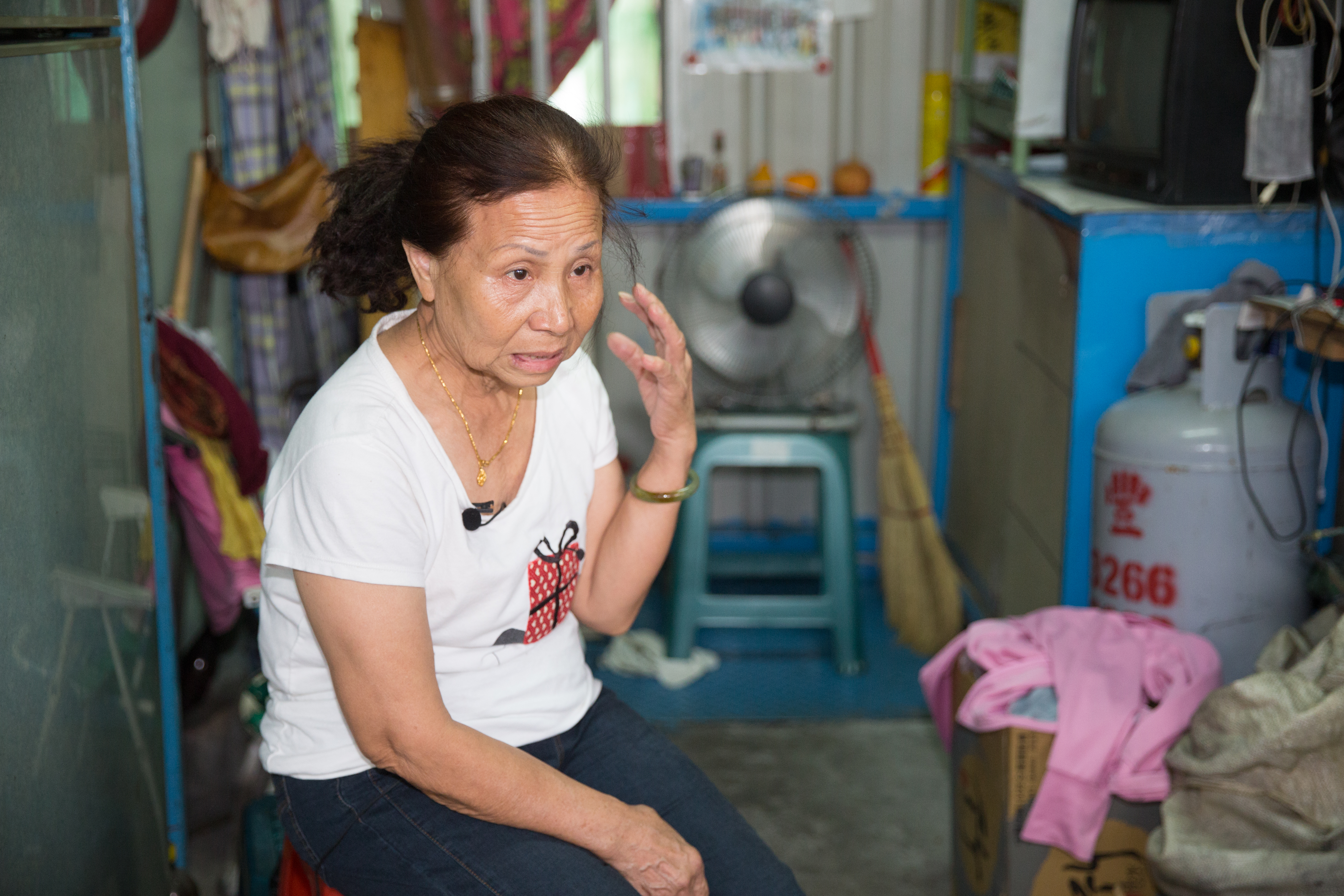 憶起孔豐吉剛入獄時的樣子，黃秀麗一開口就掉淚。