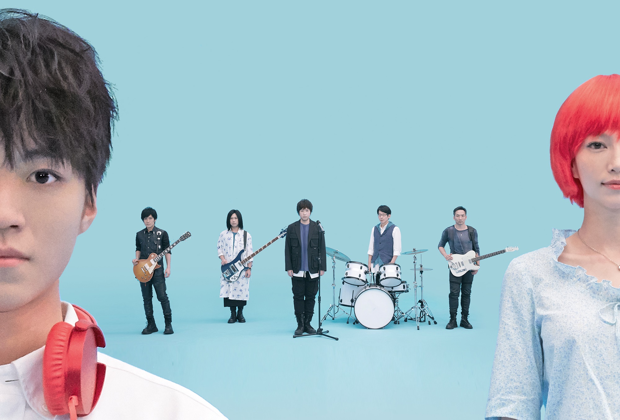 「TFBOYS」隊長王俊凱跨刀〈純真〉20週年版MV，與胡安安有對手戲。（相信音樂提供）