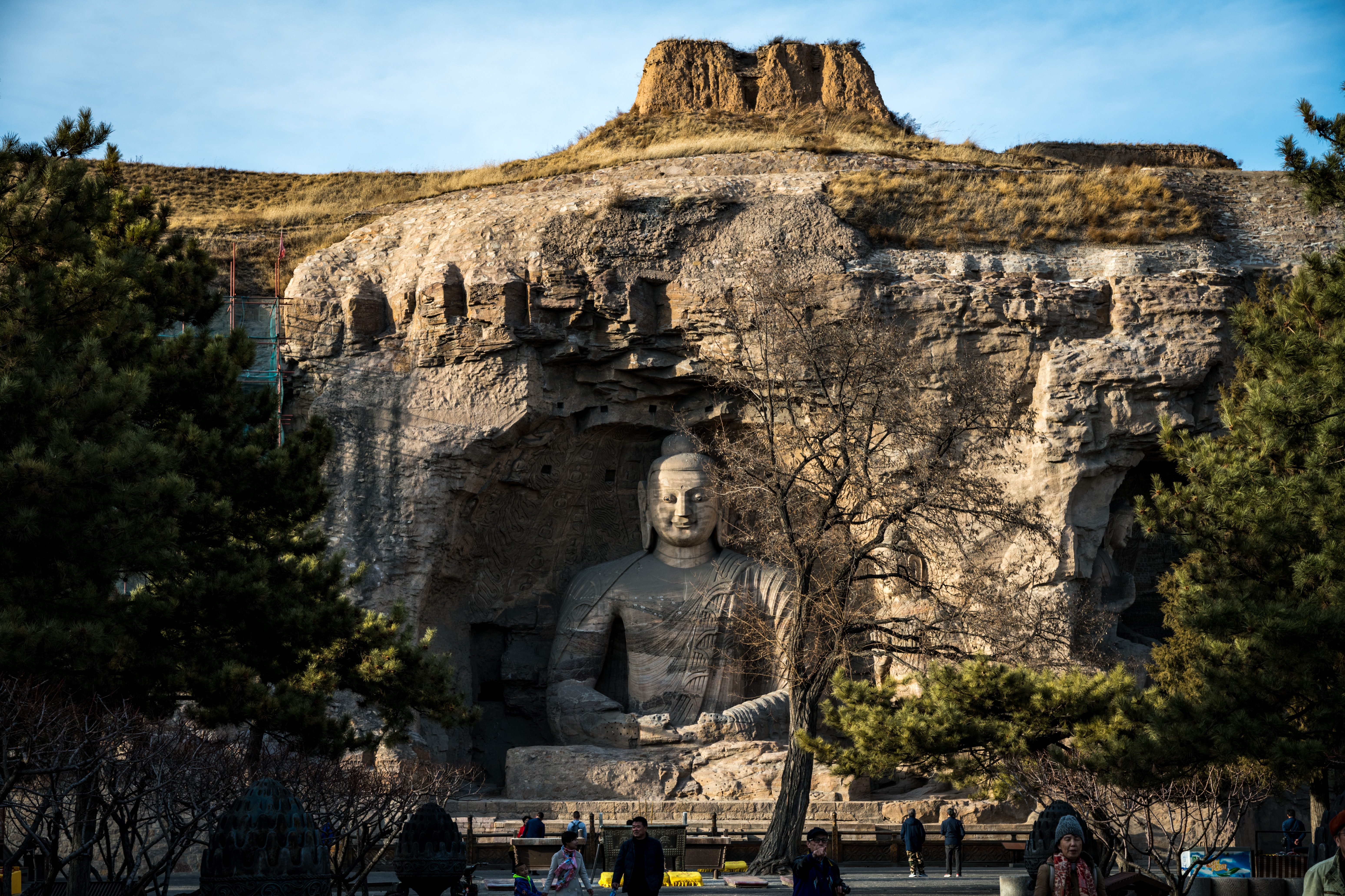 距今約1,600年前，北魏王朝於武州山開鑿雲岡石窟。