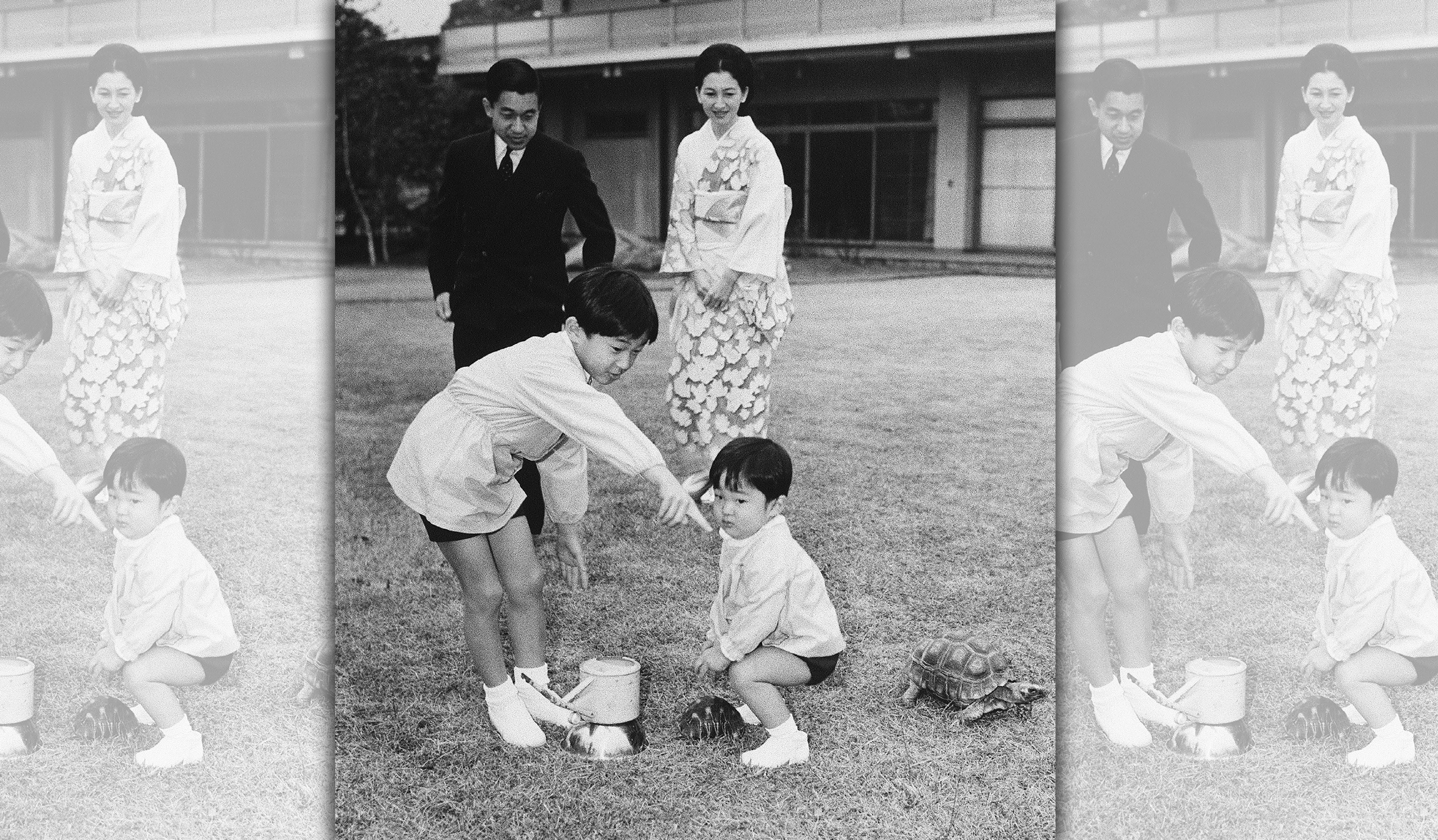 昭和42年（西元1967年），前任天皇明仁一家子在東宮御所的合影。（東方IC）