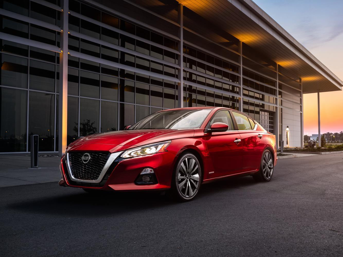 NISSAN Altima
