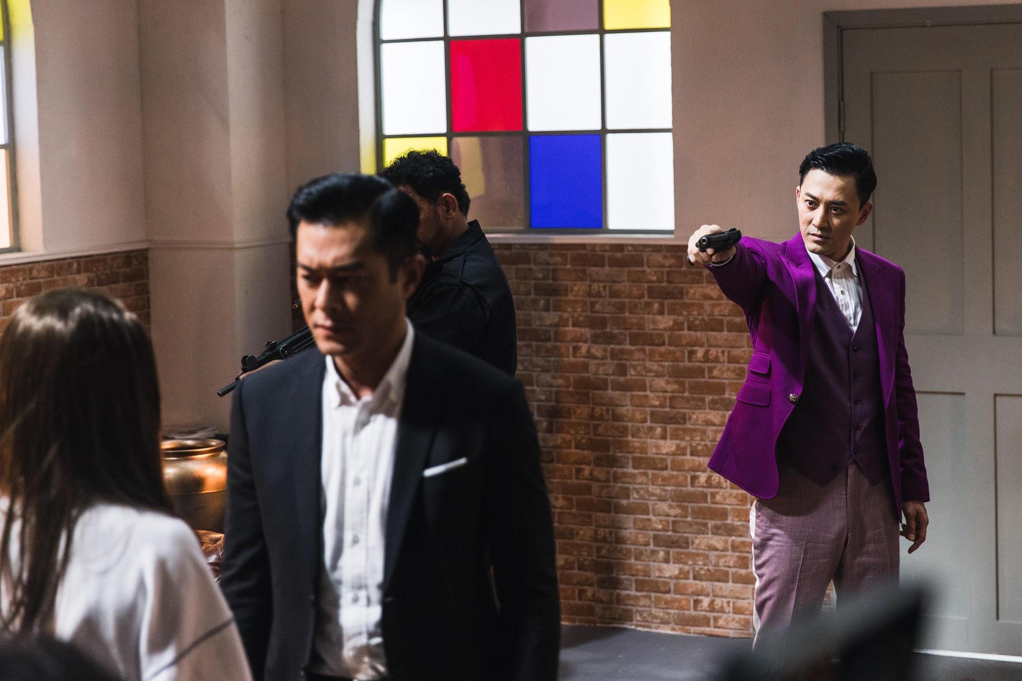 古天樂與林峯繼港劇《尋秦記》後又在大銀幕合作,林峯飾演的惡少富二代幹盡壞事,也打算幹掉古天樂。(華映提供)