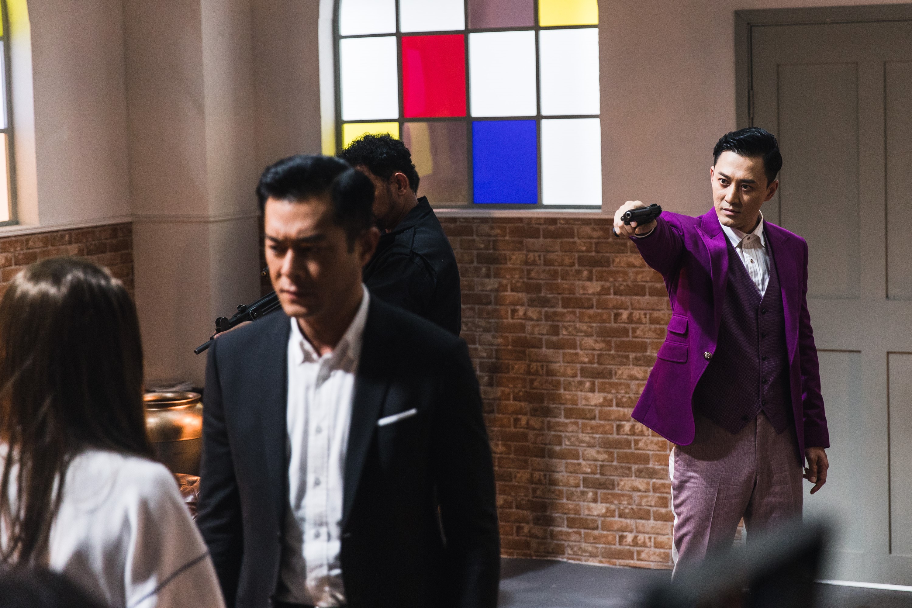 古天樂與林峯繼港劇《尋秦記》後又在大銀幕合作，林峯飾演的惡少富二代幹盡壞事，也打算幹掉古天樂。（華映提供）