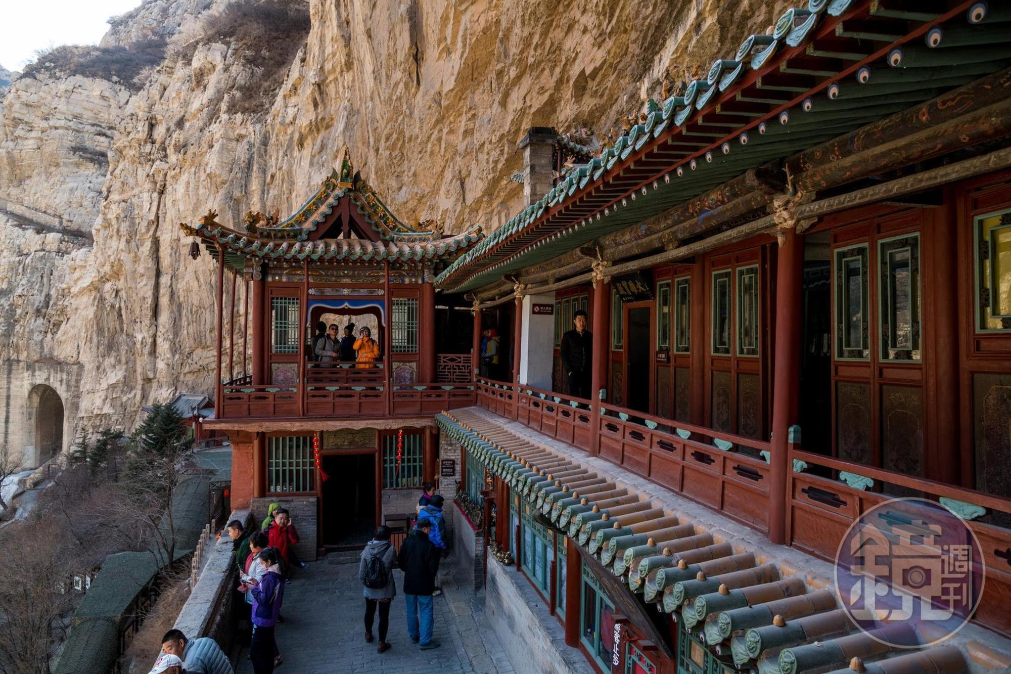 懸空寺宛若建於半空中的仙人樓閣。