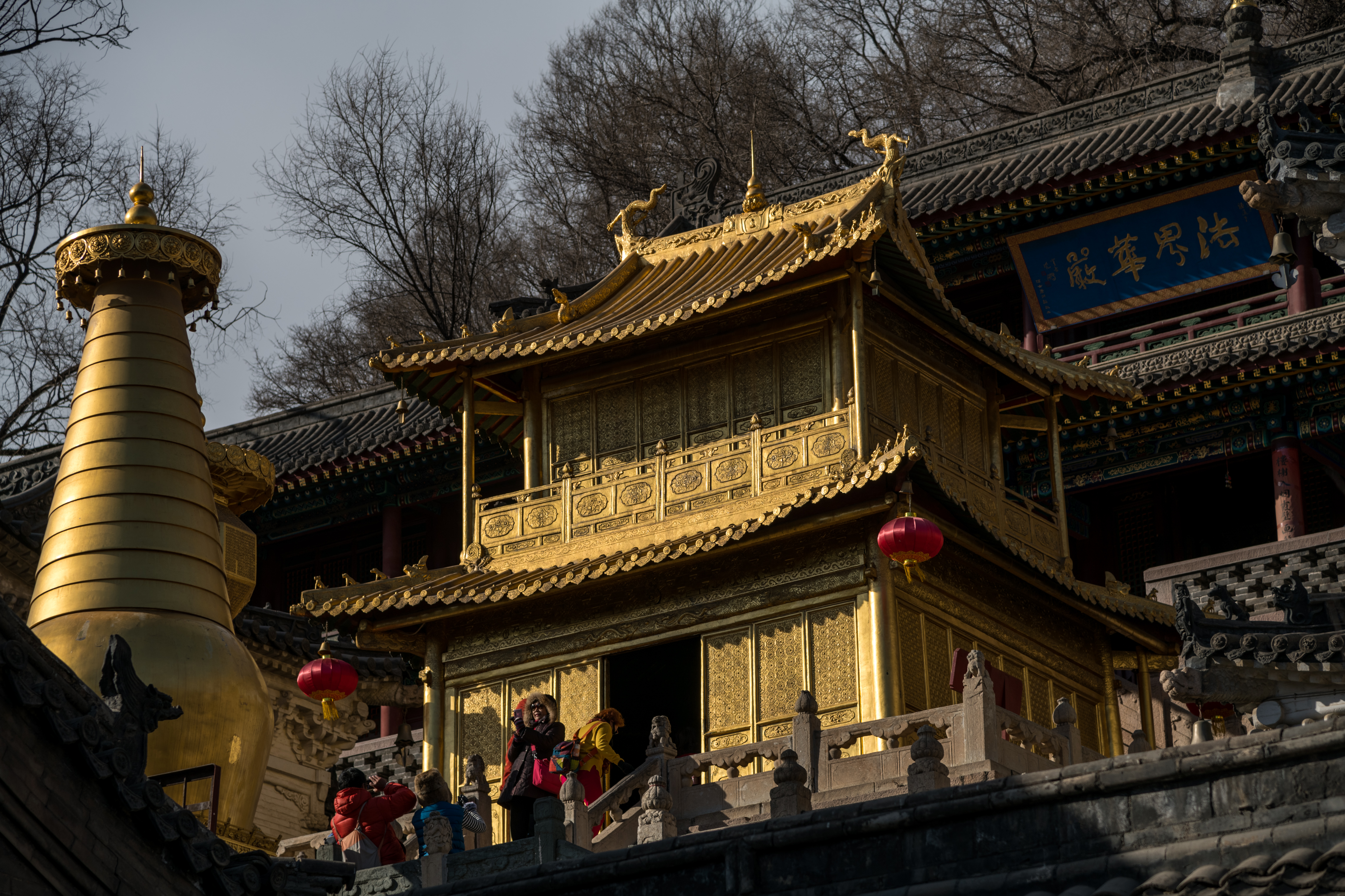 顯通寺為五臺山青廟之首，也是中國最早佛寺之一。 