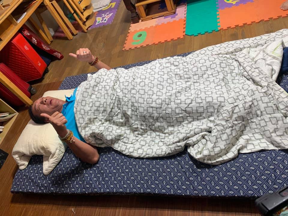 郭台銘今天（10日）凌晨發文，分享自己初次到民間友人家住宿的體驗。（翻攝自郭台銘臉書）