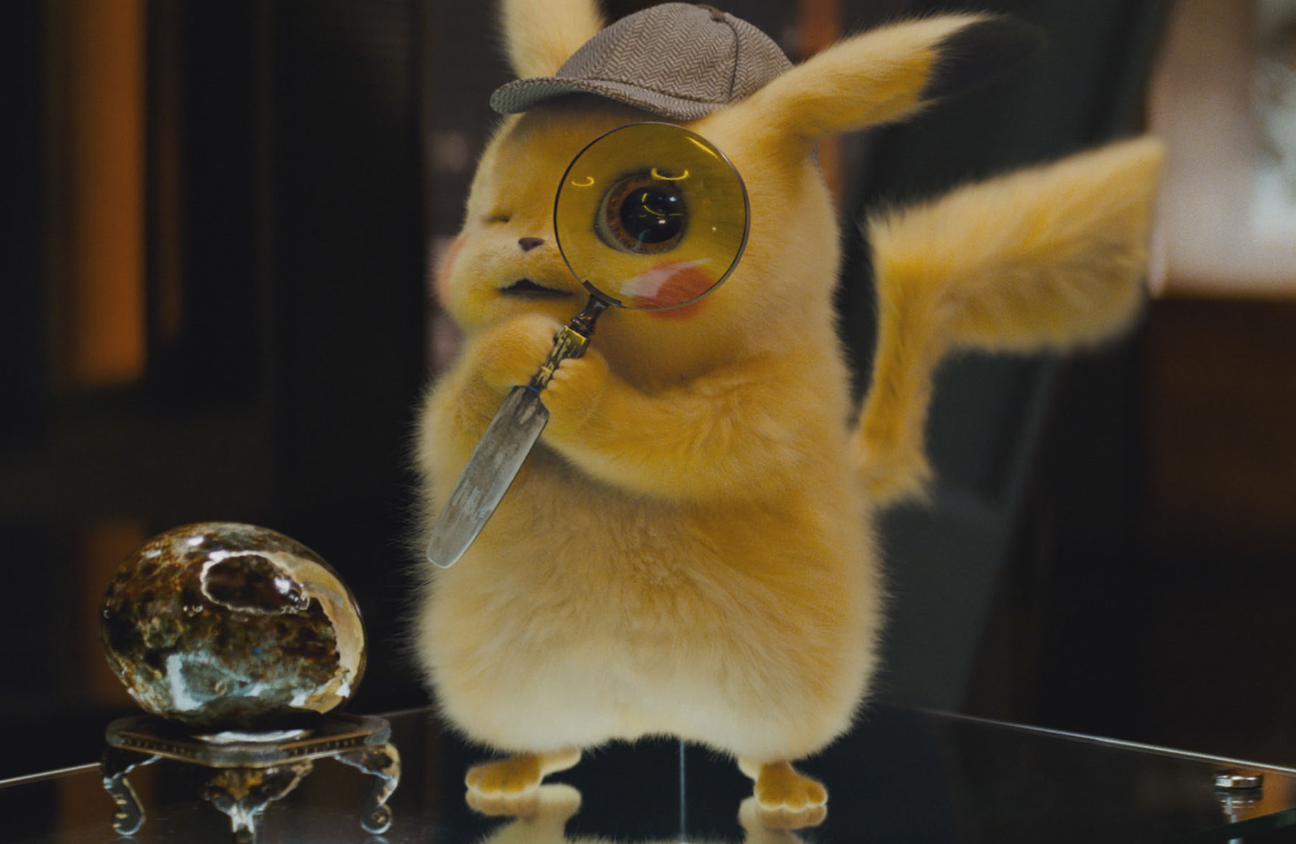  萊恩雷諾斯為皮卡丘配音，可愛的外型卻有著油條大叔的思想，超高反差無怪乎影迷為之瘋狂。（華納提供）