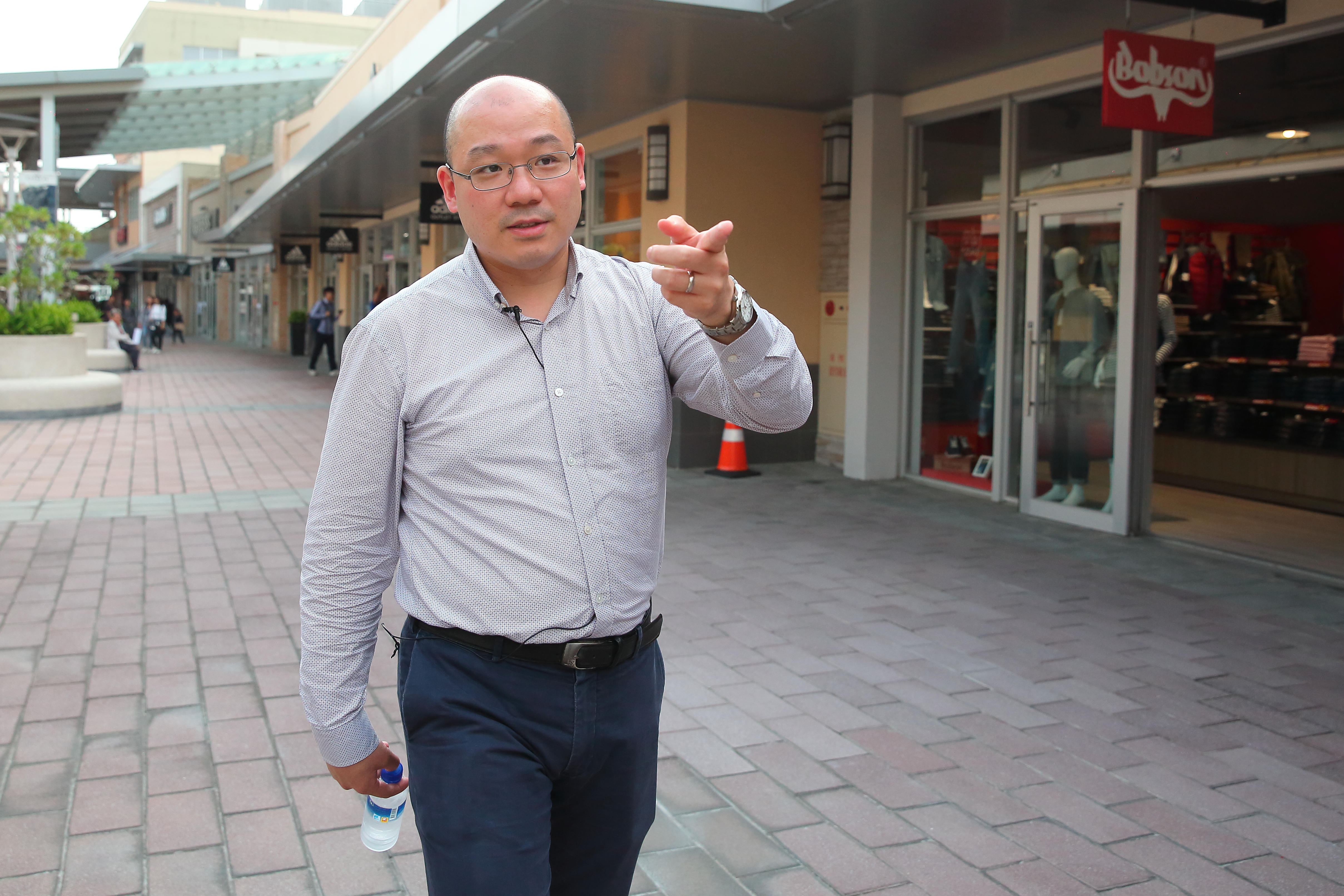 陳炯福原汁原味把國外的商業模式引進來，要做真正的outlet。