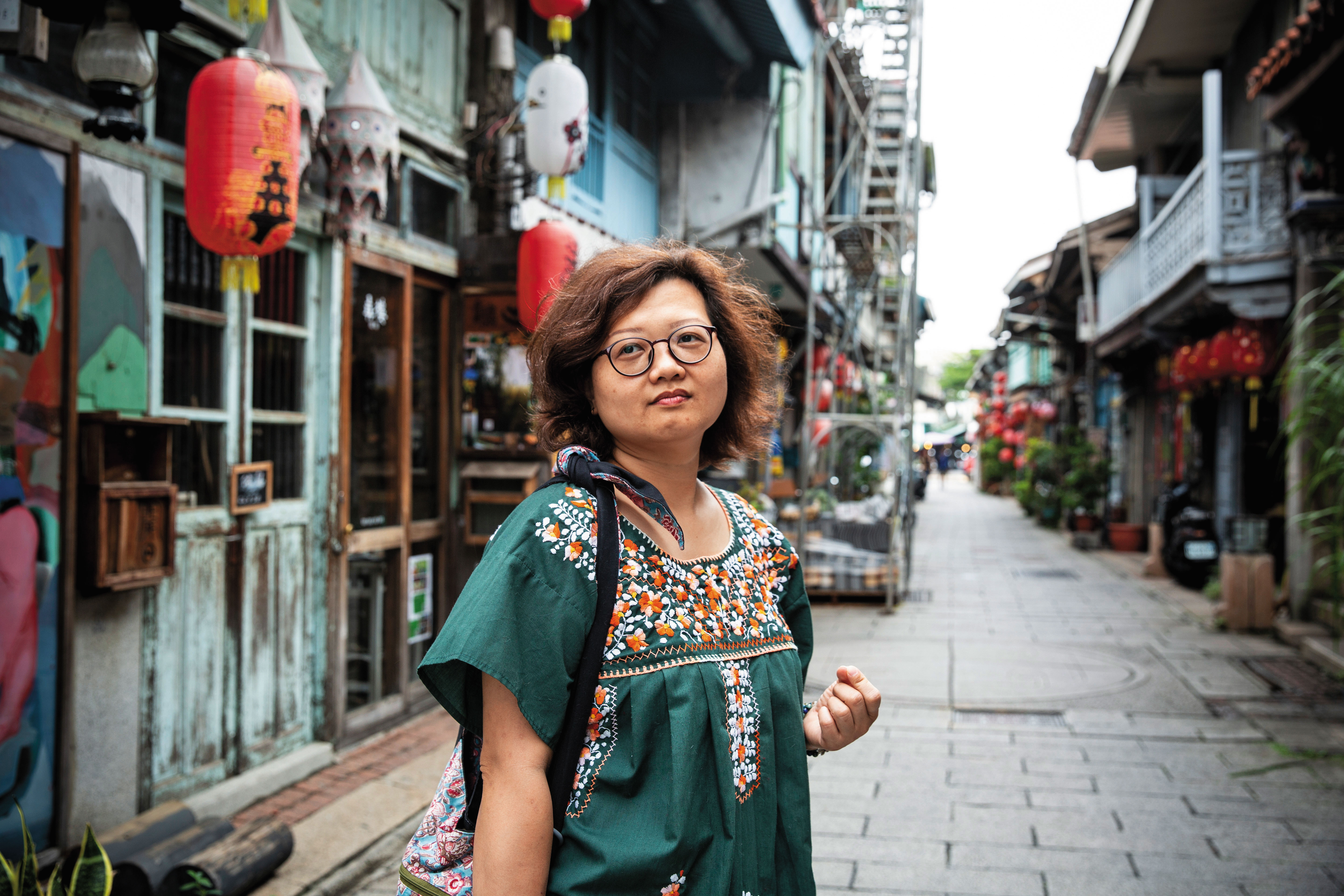 鍾慧沁熱衷烹飪，並強調友善料理，她的餐廳料理食材都是由小農及漁民直接供應。
