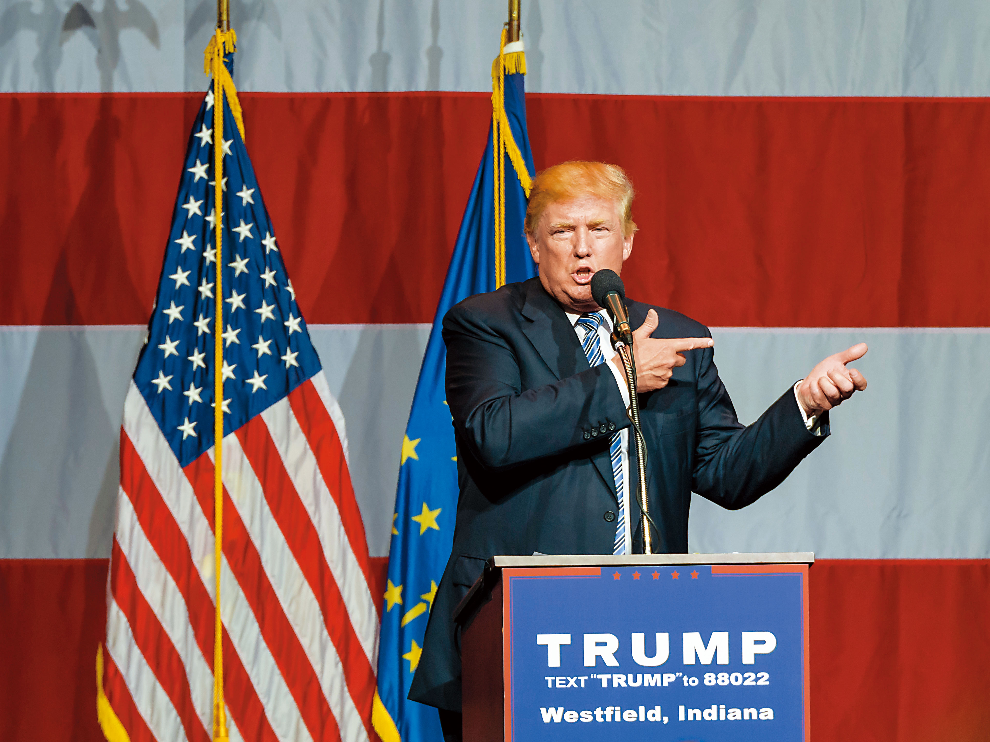 美國總統川普宣布對中國課重稅，賣壓出籠，全球股市應聲倒地。（東方IC）