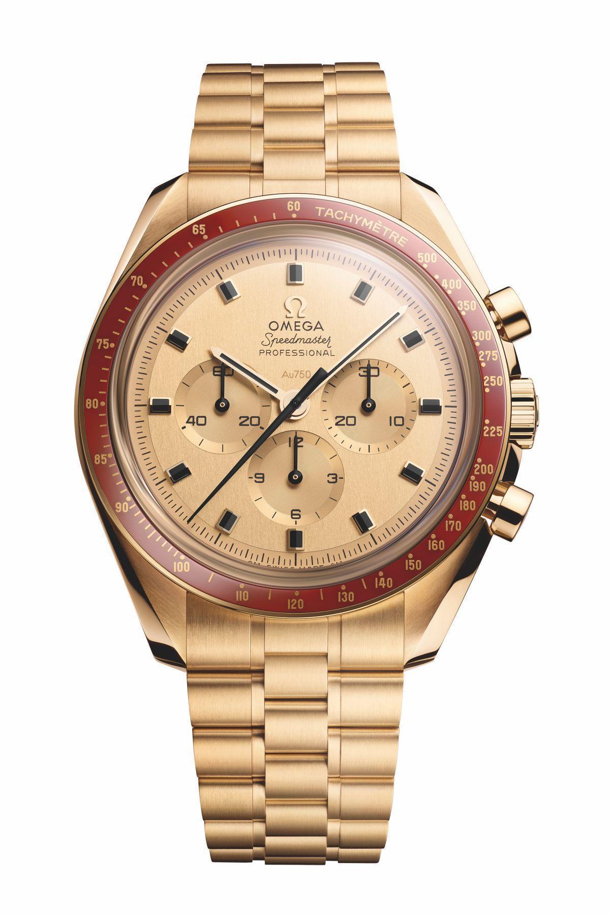這就是OMEGA Speedmaster Apollo 11 50th Anniversary Celebration 限量錶。這款紀念腕錶，外型復刻自1969年至1973年間生產的黃K金古董錶款。為了顯示現代錶款的特殊性，錶殼改採用特製18K「月光金」材質，錶圈也改用陶瓷燒製再加上「瓷金」刻度，面盤時標採用黑色鎬瑪瑙。並搭載經4年研發的Cal.3861機芯，通過「大師天文台」認證，在古董錶的外型之中也帶有現代的製錶科技。 功能：時、分、小秒針顯示；計時碼錶； 機芯：手上鏈機芯 定價：約NT$1,136,000（限量1,014只）。