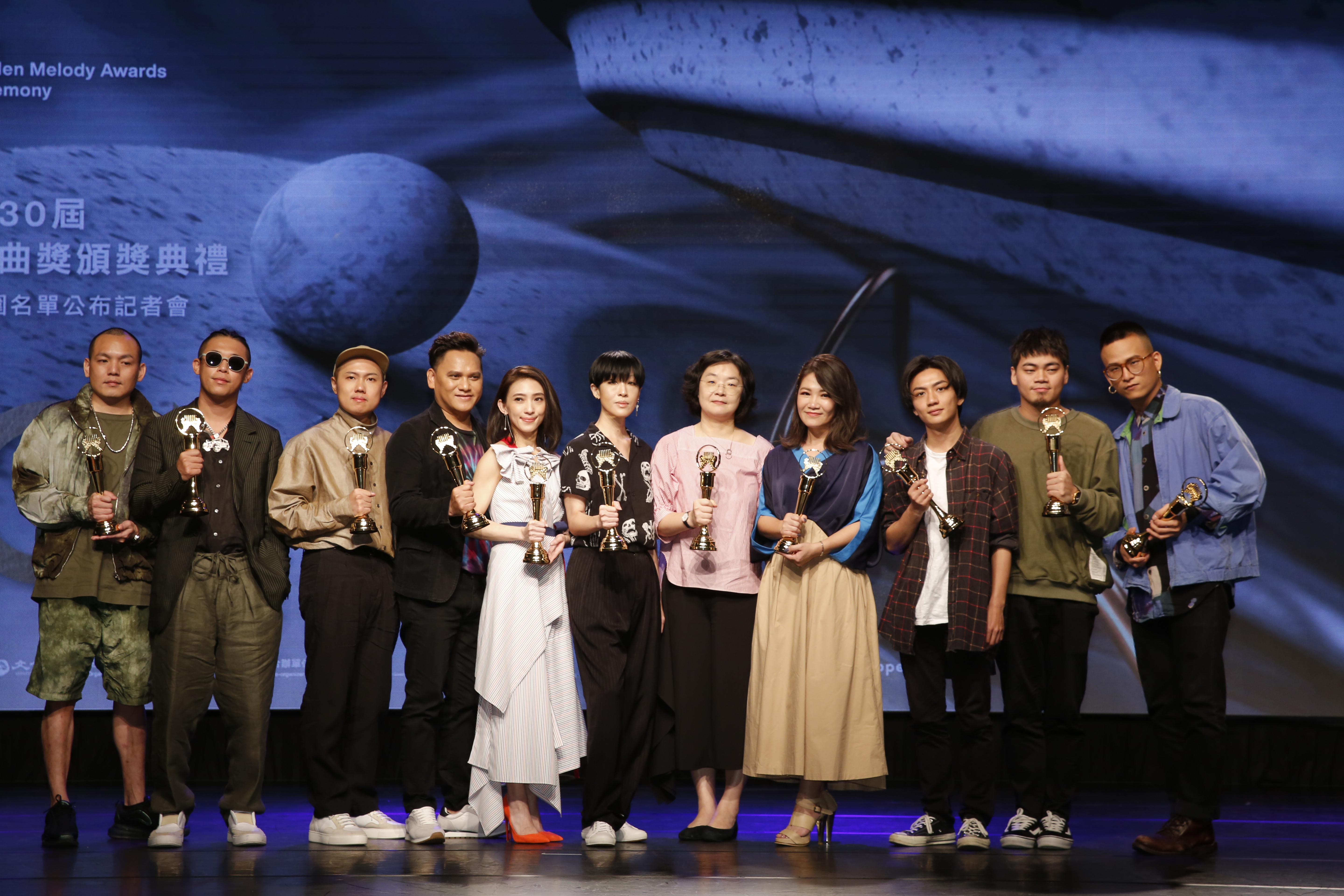 第30屆金曲獎入圍名單公布，蔡依林的《Ugly Beauty》及林憶蓮的《0》皆入圍7項。